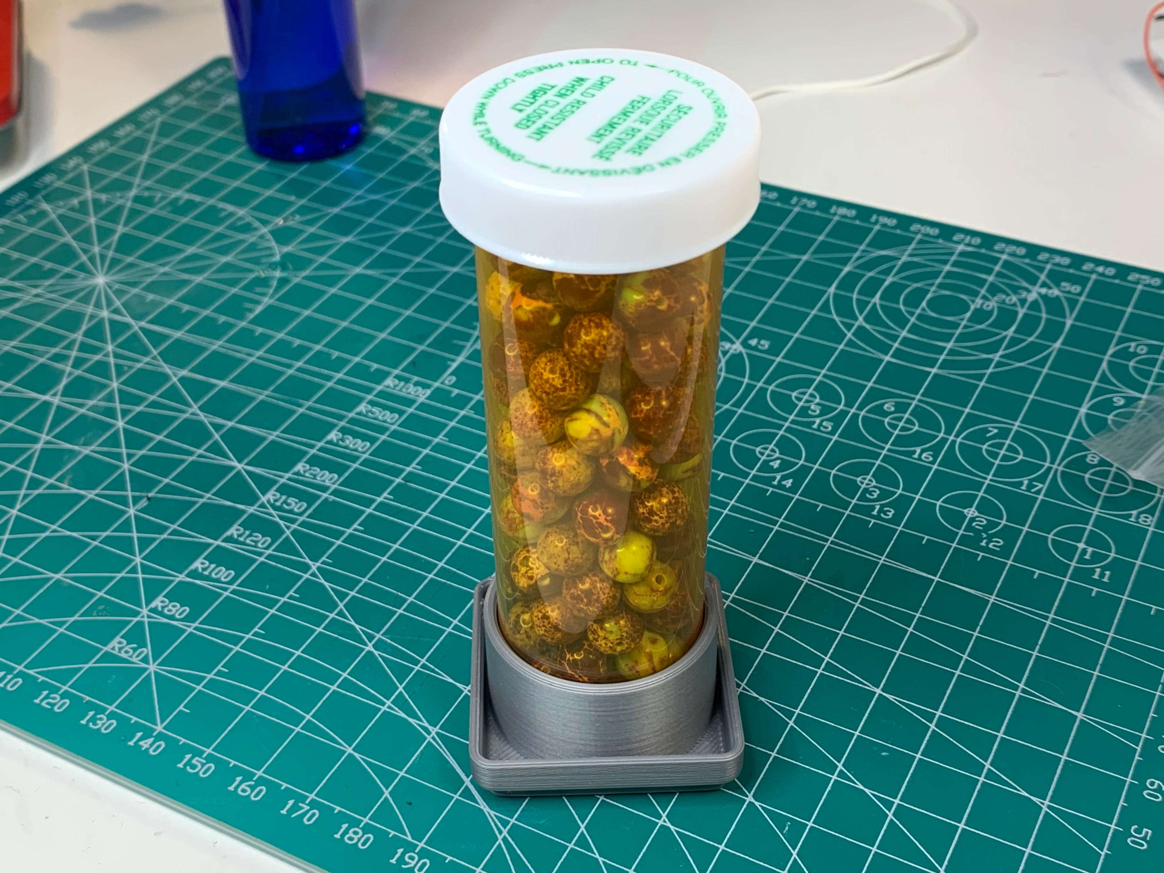 Gridfinity Pill or Small Bottle Holder 3d model