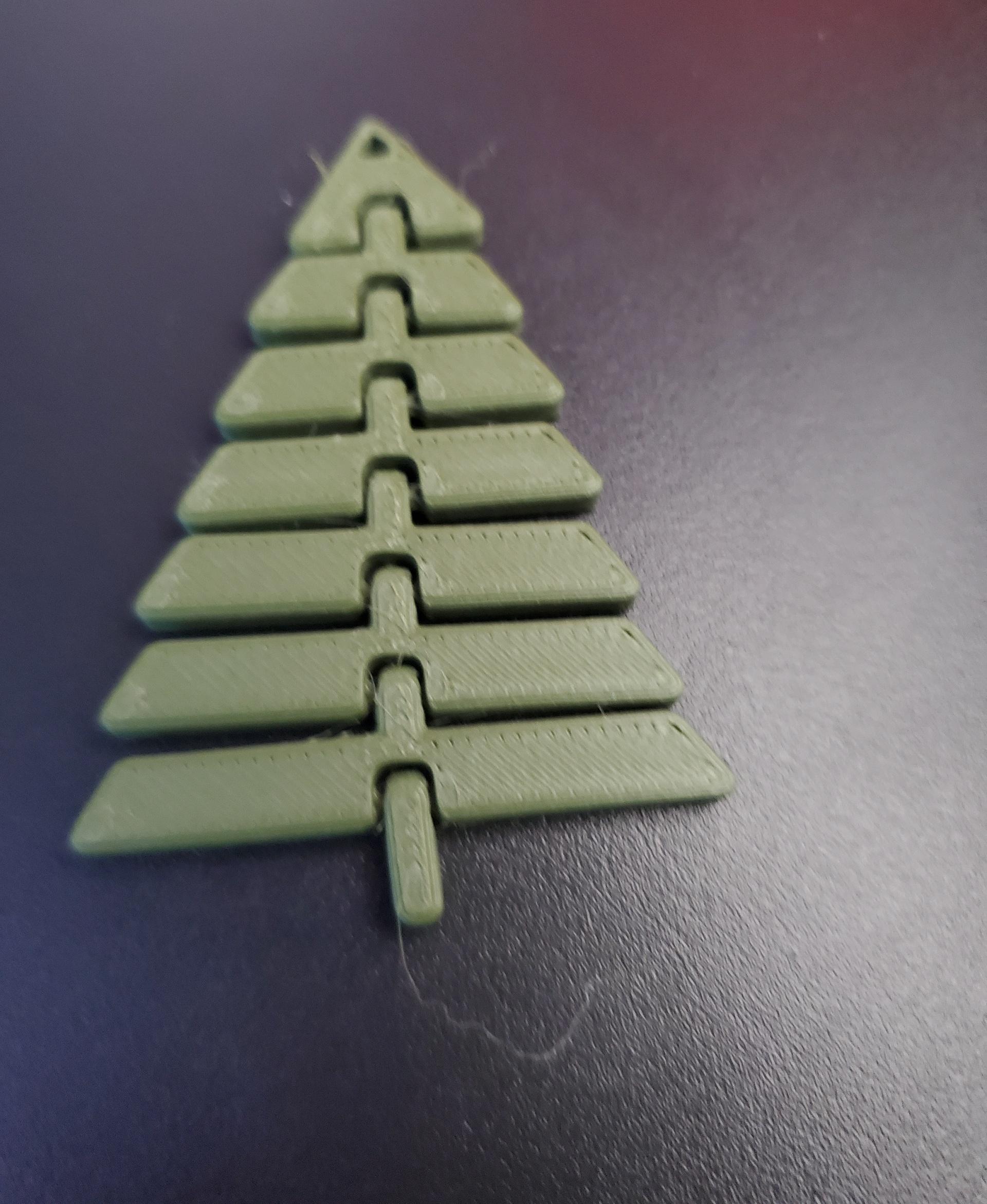 Articulated Christmas Tree Keychain - Print in place fidget toy - polyterra dark army green - 3d model
