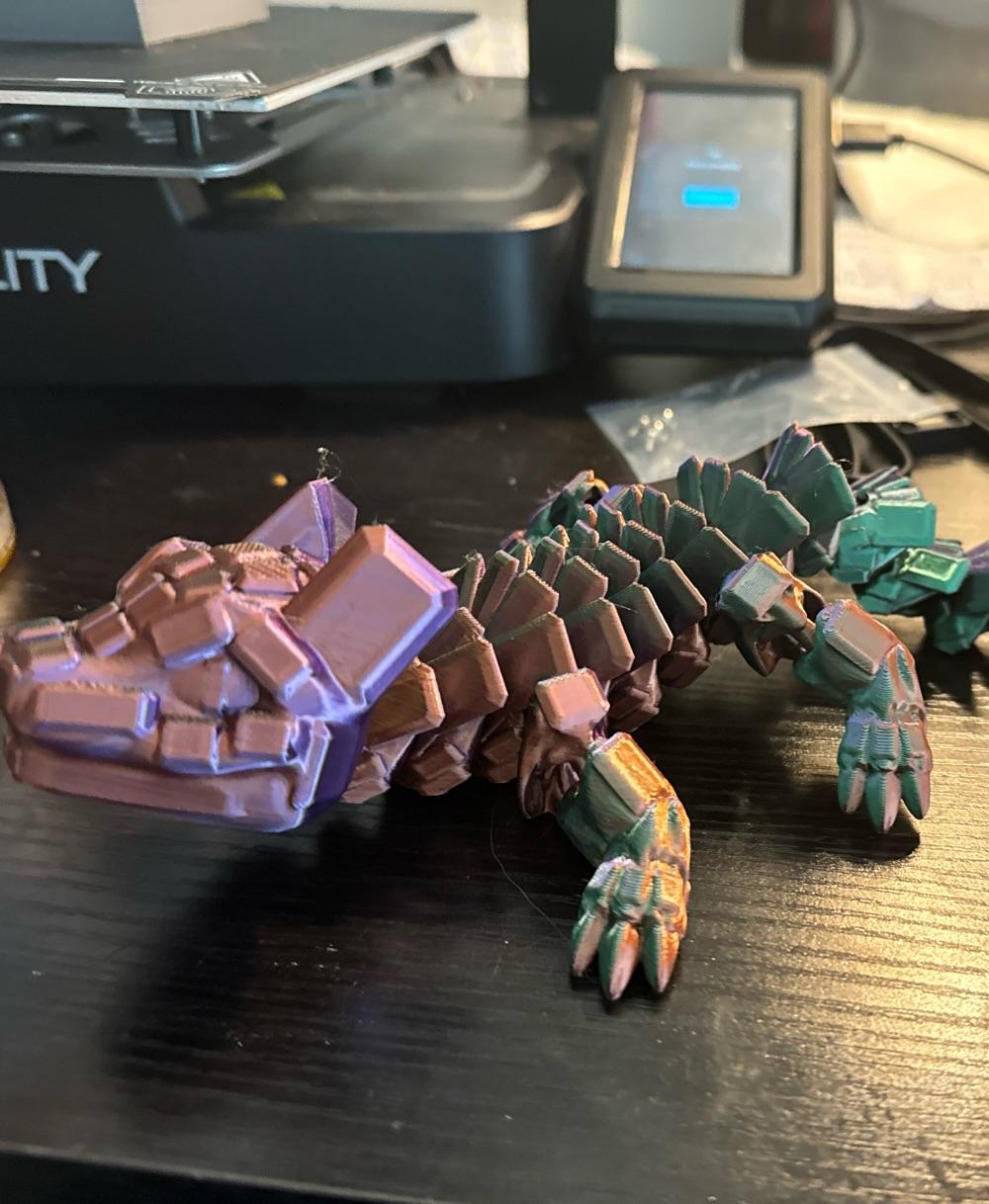 Articulated Dragon - Emerald Dragon - Snap-Flex Fidget Toy 3d model