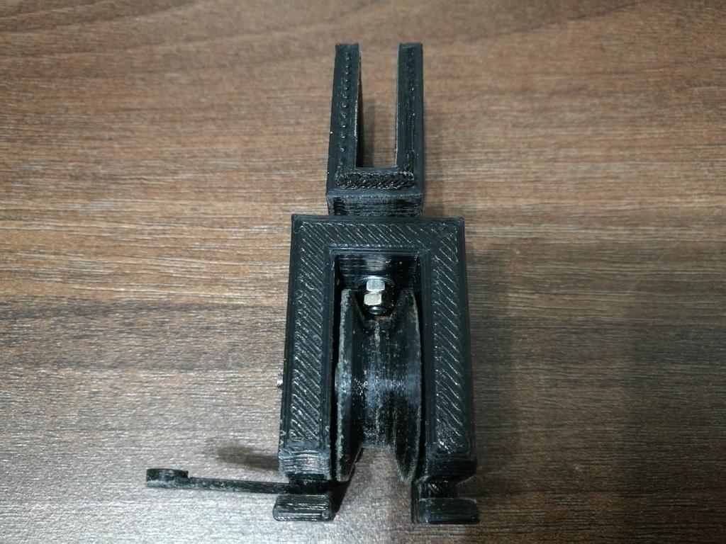 guide rotating filament holder for TRONXY 3d model