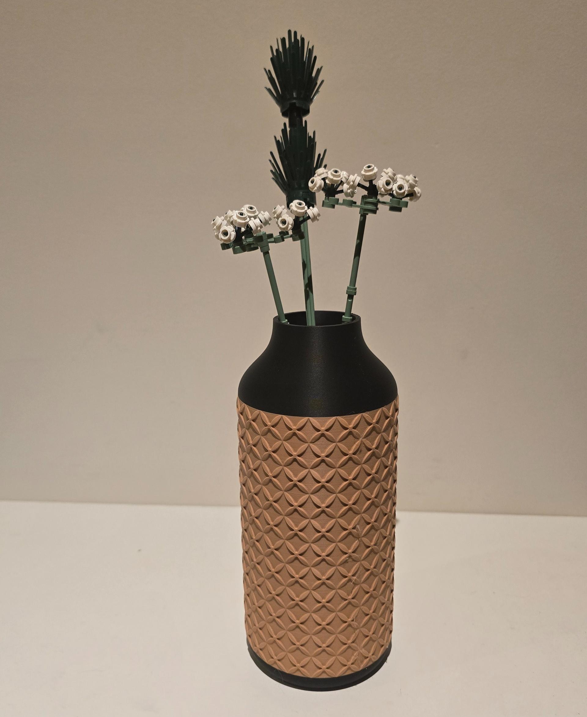 Dogwood Vase 3d model