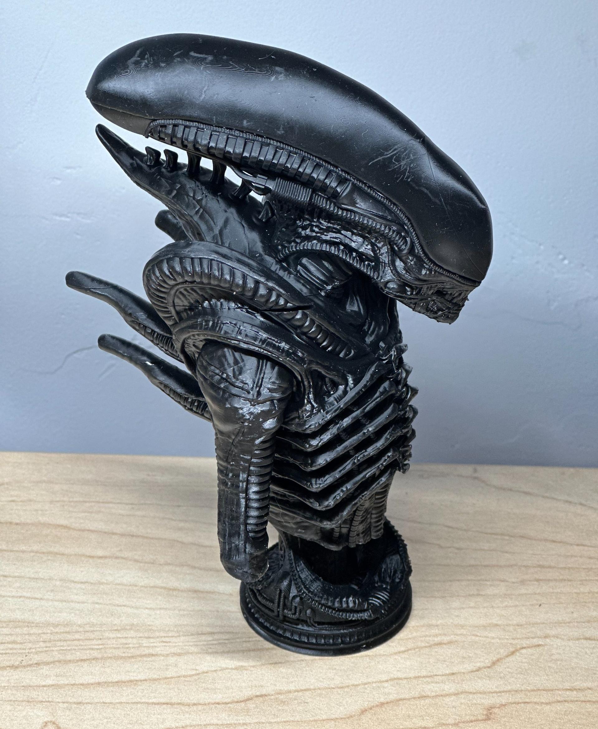 Xenomorph Bust (Pre Supported) - Printer: Anycubic Photon Mono X 6Ks 
Resin: ABS-Like Resin Pro 2 (black) - 3d model