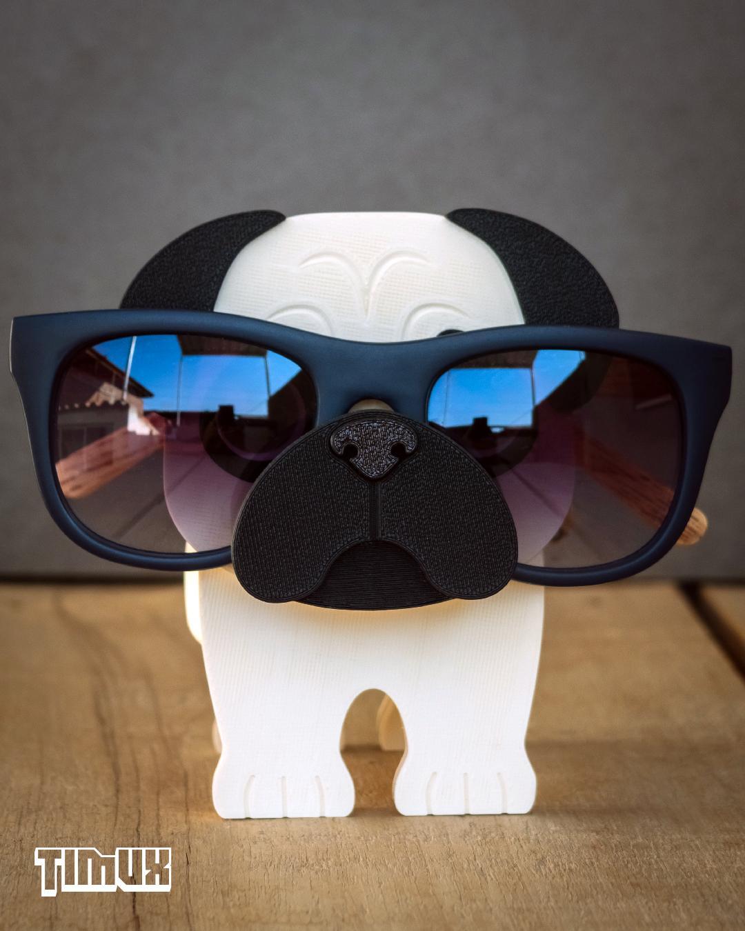 PUG GLASSES HOLDER 3d model