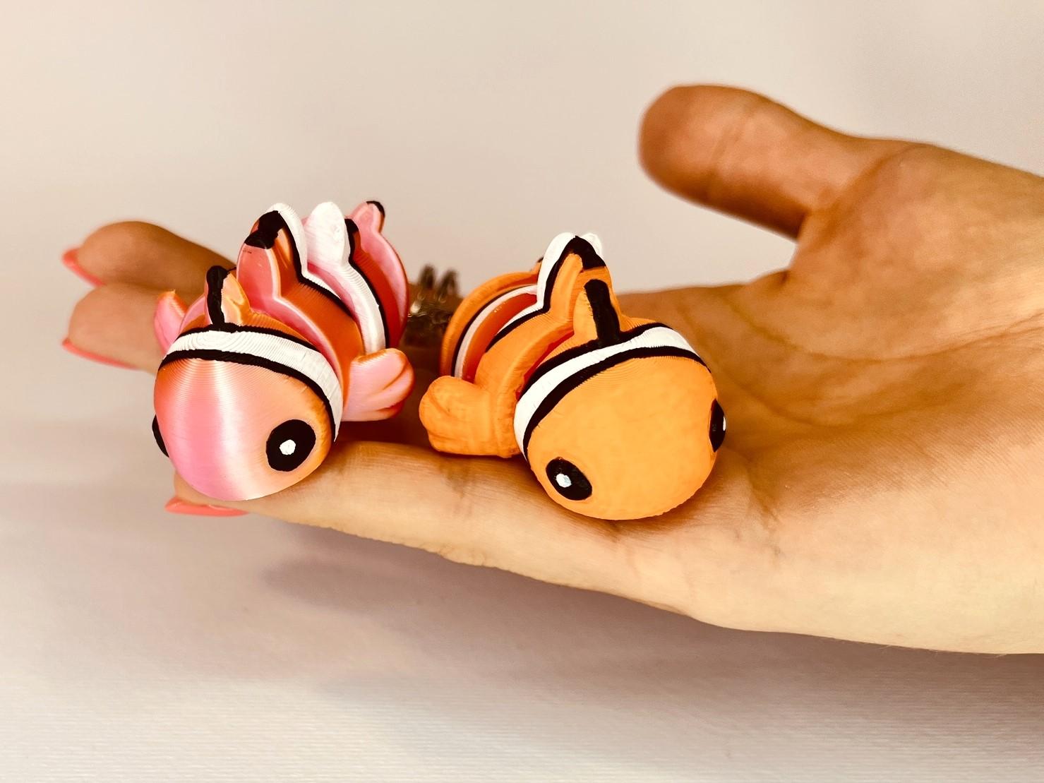 Cute Flexi Clownfish Nemo (Toy and Keychain) 3d model