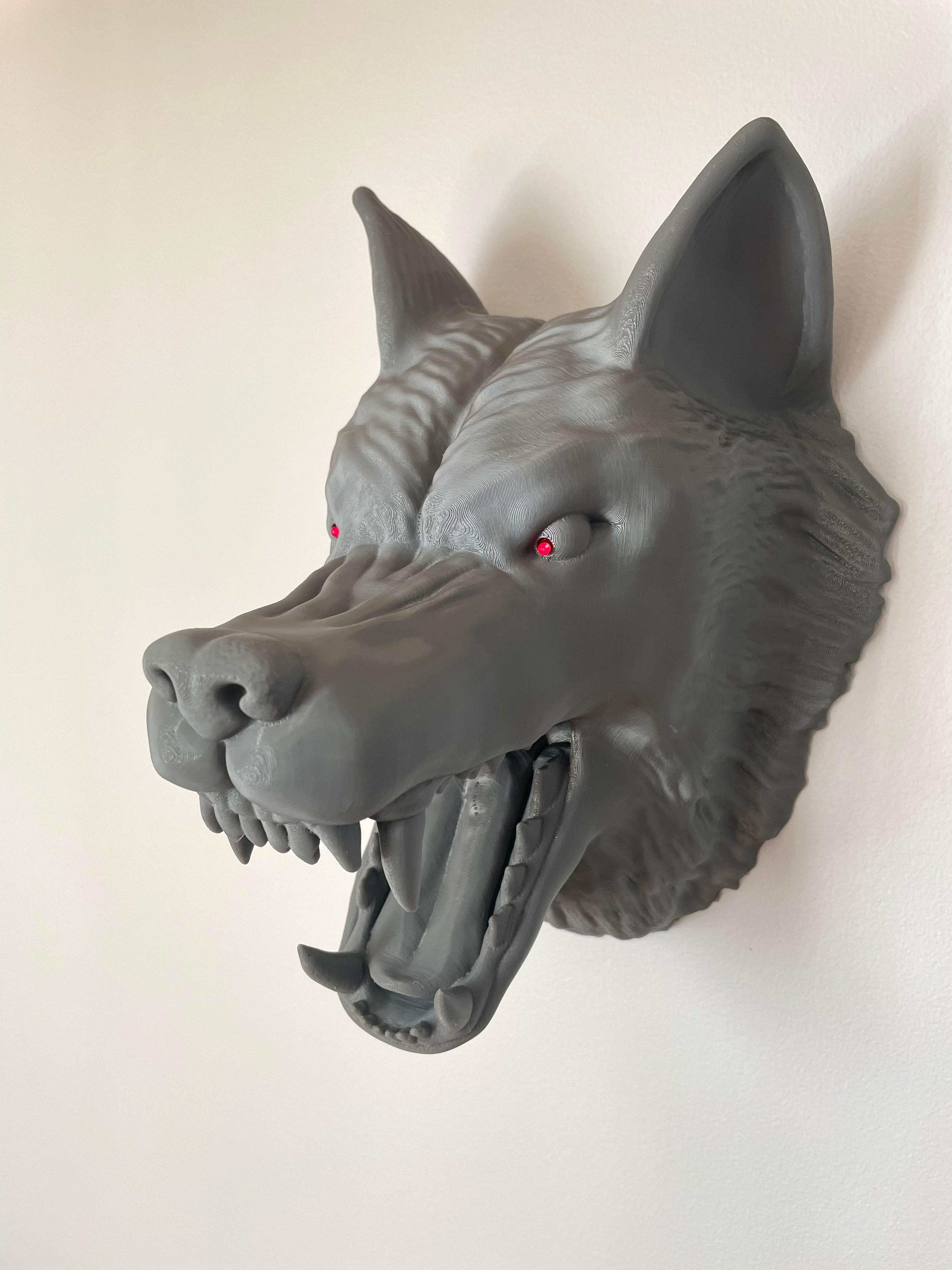 Wolf Head Wall Mounted / Headset Holder 3d model