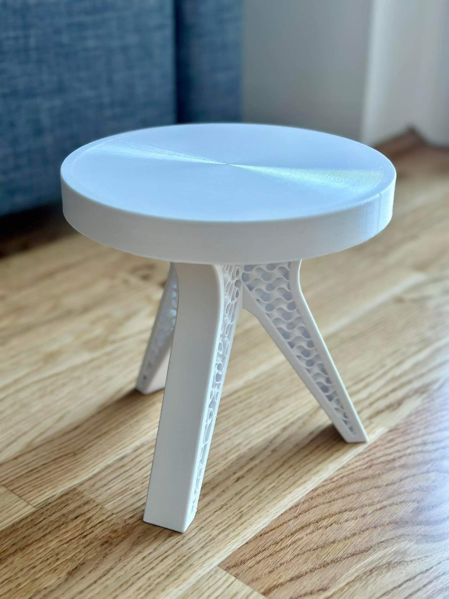 ZIDLICKA gyroid stool 3d model