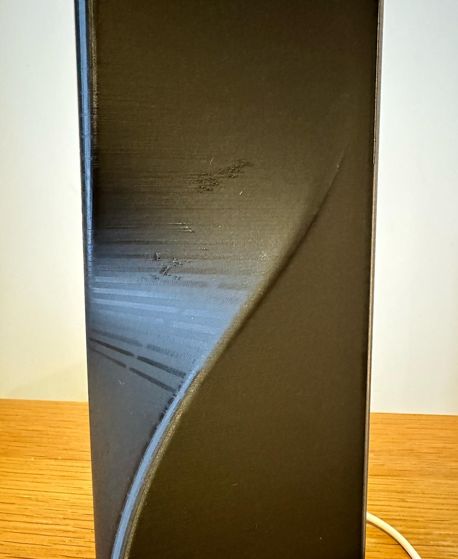 Noir, desk lamp. - Many bumps in the curve area - 3d model