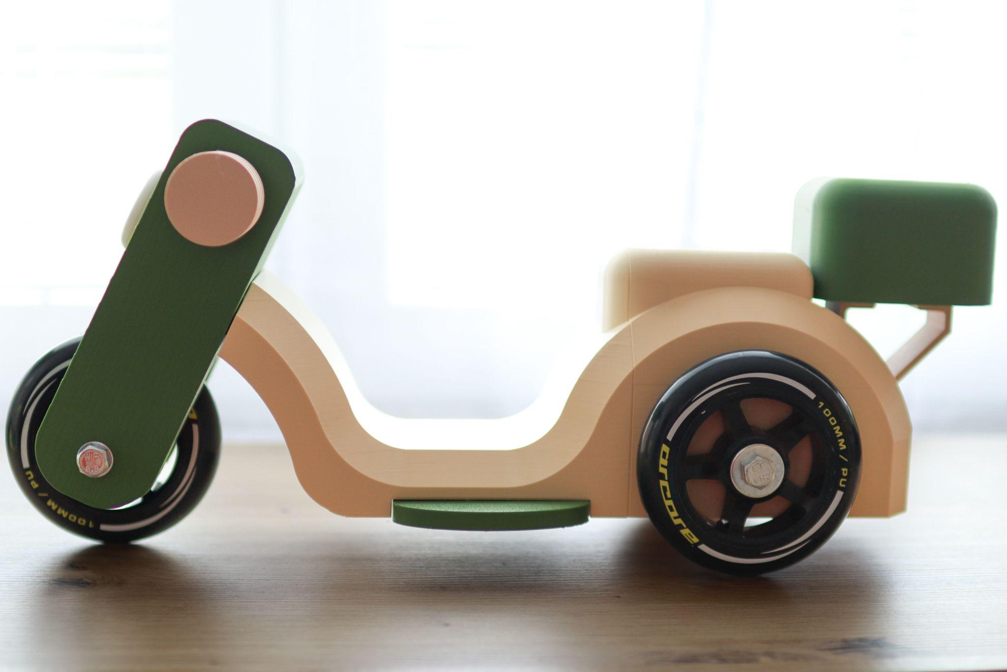 Toy tricycle 3d model