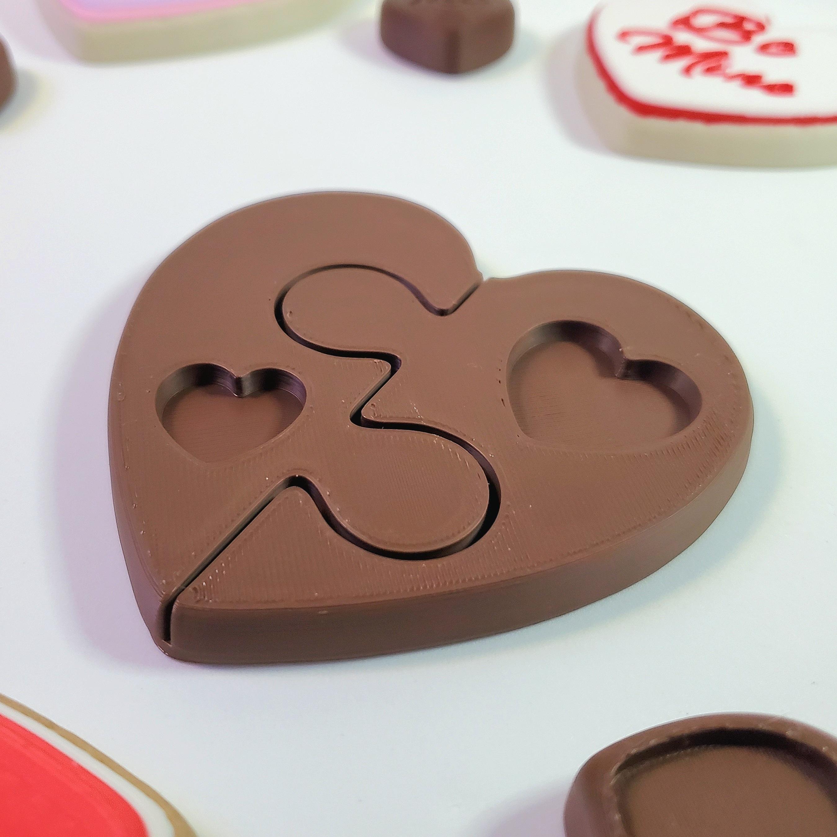 'Forever Together' Puzzle-Piece Chocolate Heart for Valentine's Day :: Delicious Desserts! 3d model