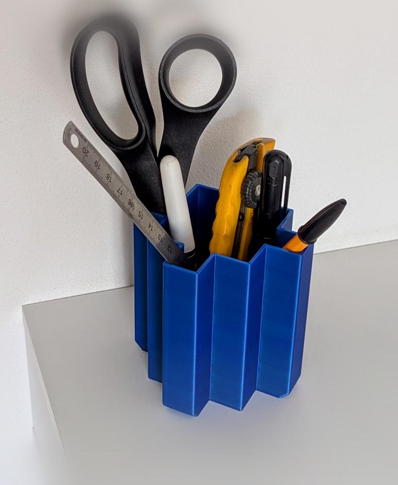 RAW PENCIL HOLDER VERTICAL 3d model