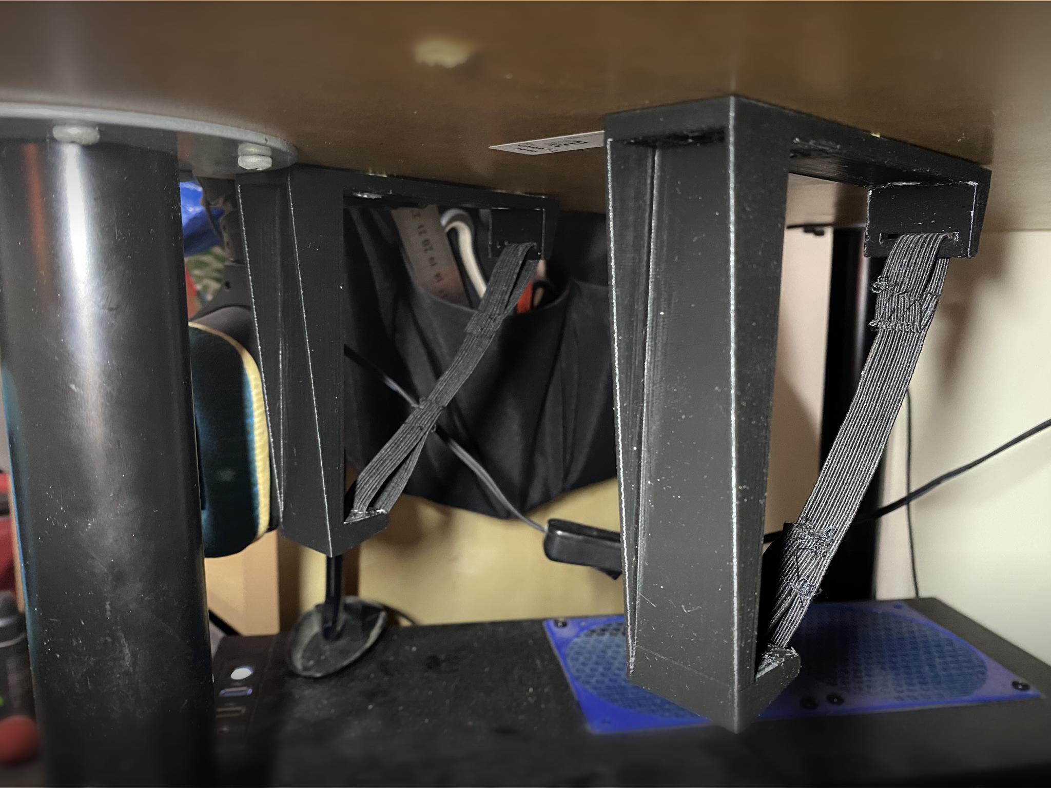 Under Desk Tissue Box Holder 3d model