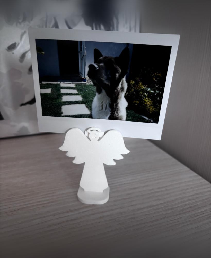 Angel shaped instant photos frame holder 3d model