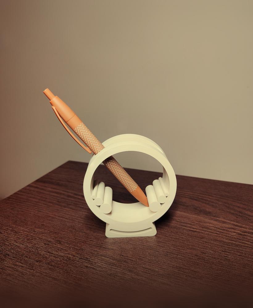 Roundish Pen Holder 3d model