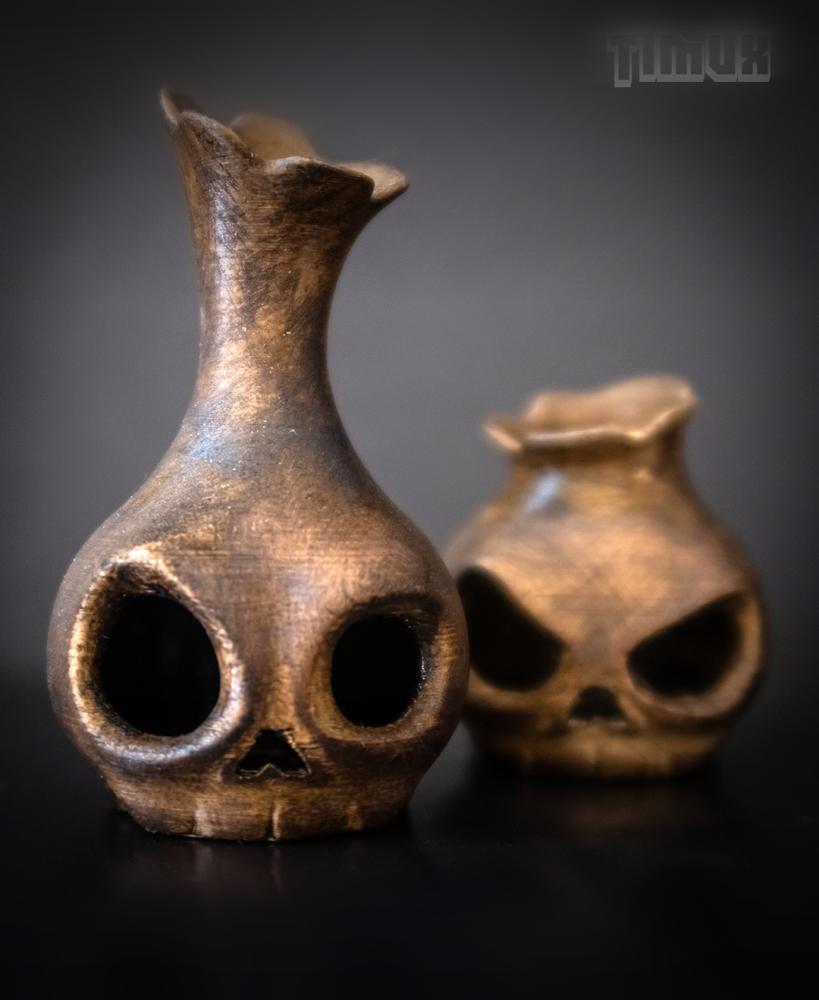 PACK OF 4 SKULL VASES 3d model