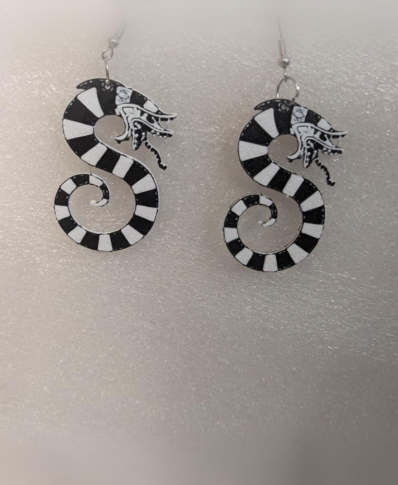 Beetlejuice Snake Earrings 3d model