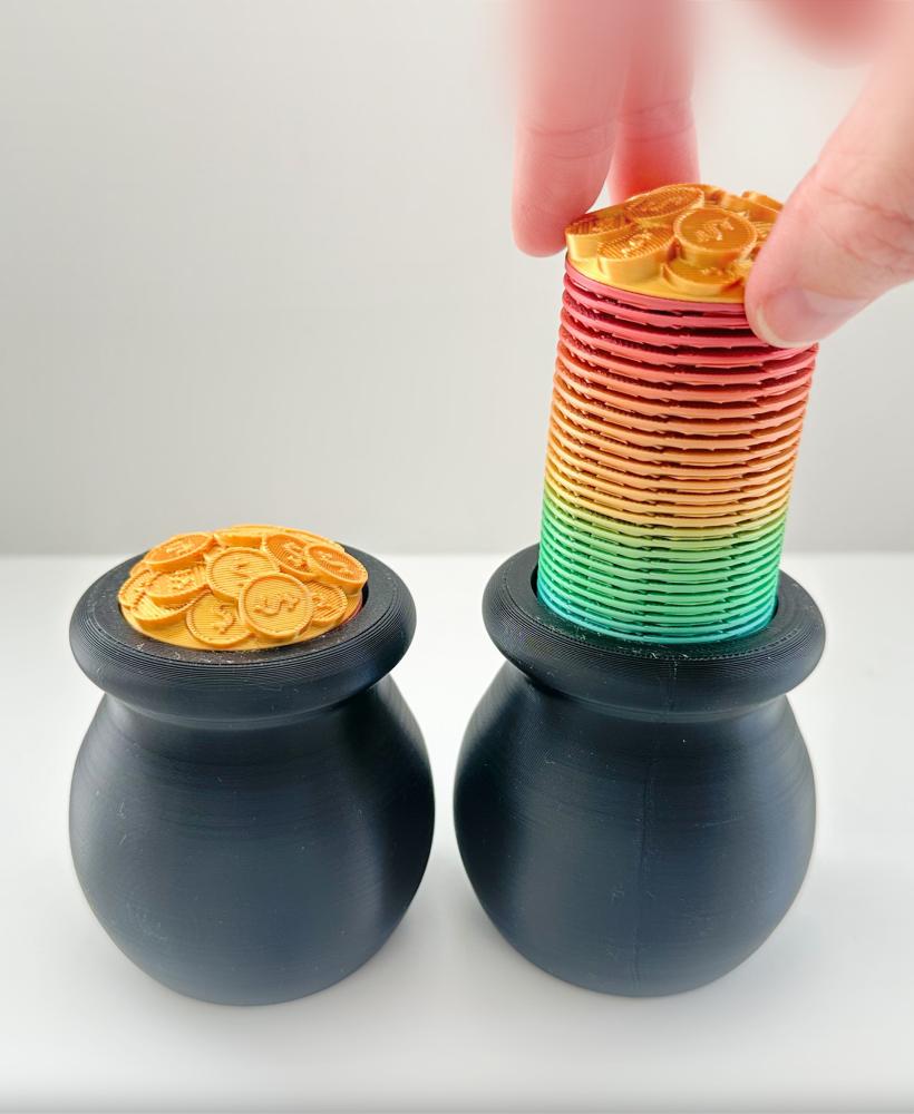 Pot of Gold Slinky (2 sizes) 3d model