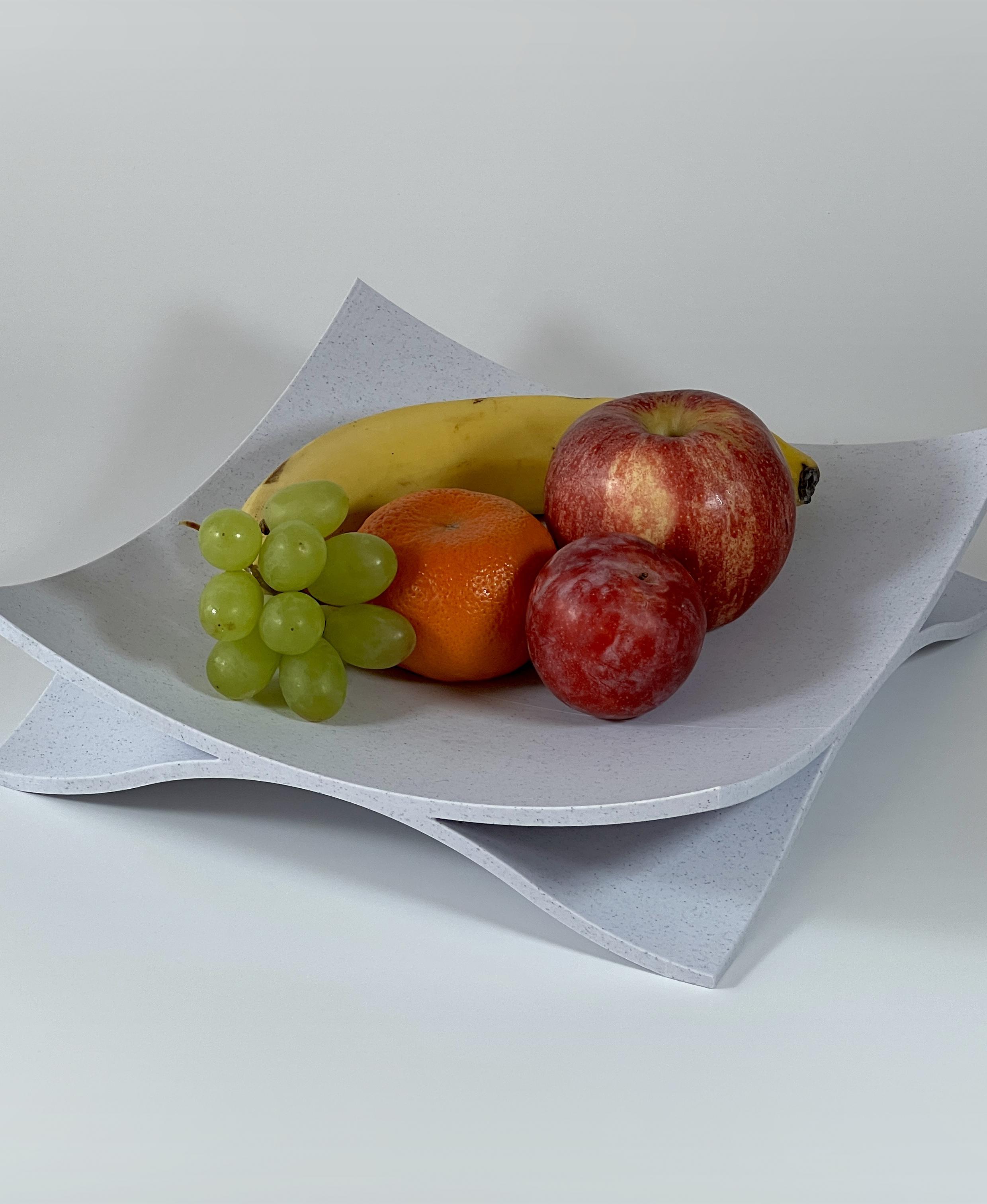 Modern Fruit Bowl Curved 3d model