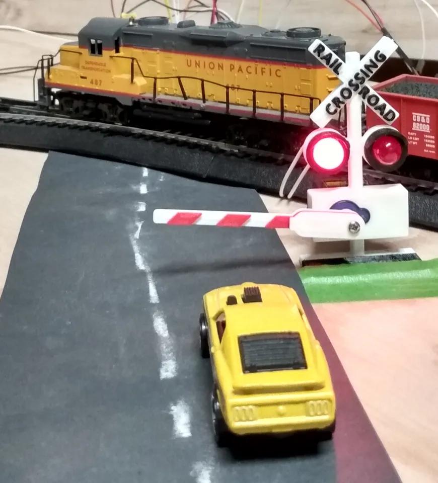 HO-Scale Model Train Level Crossing Signal 3d model