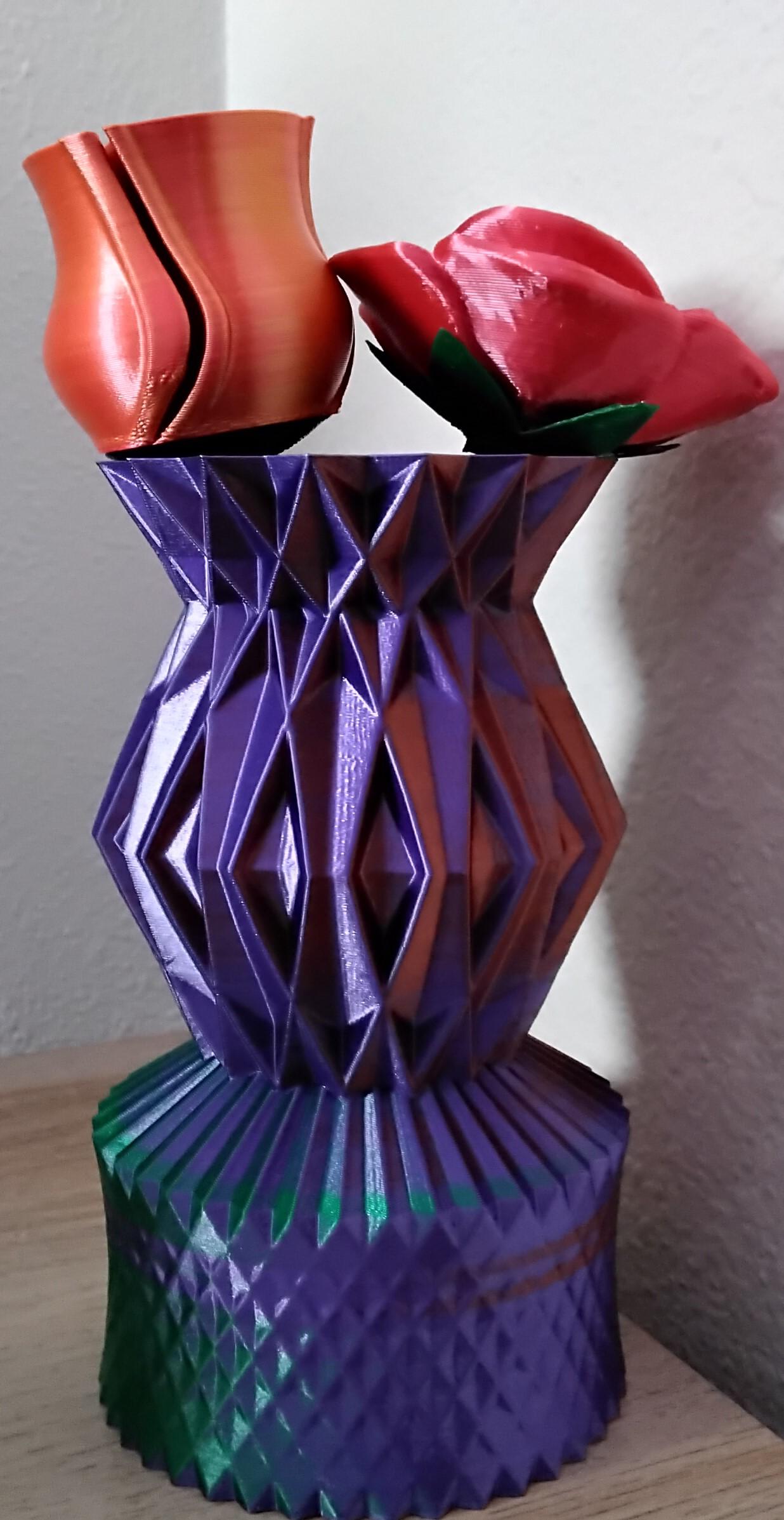 Bomb Vase 3d model