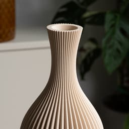 Vase JULIA - Elegant Curved Vase 3d model