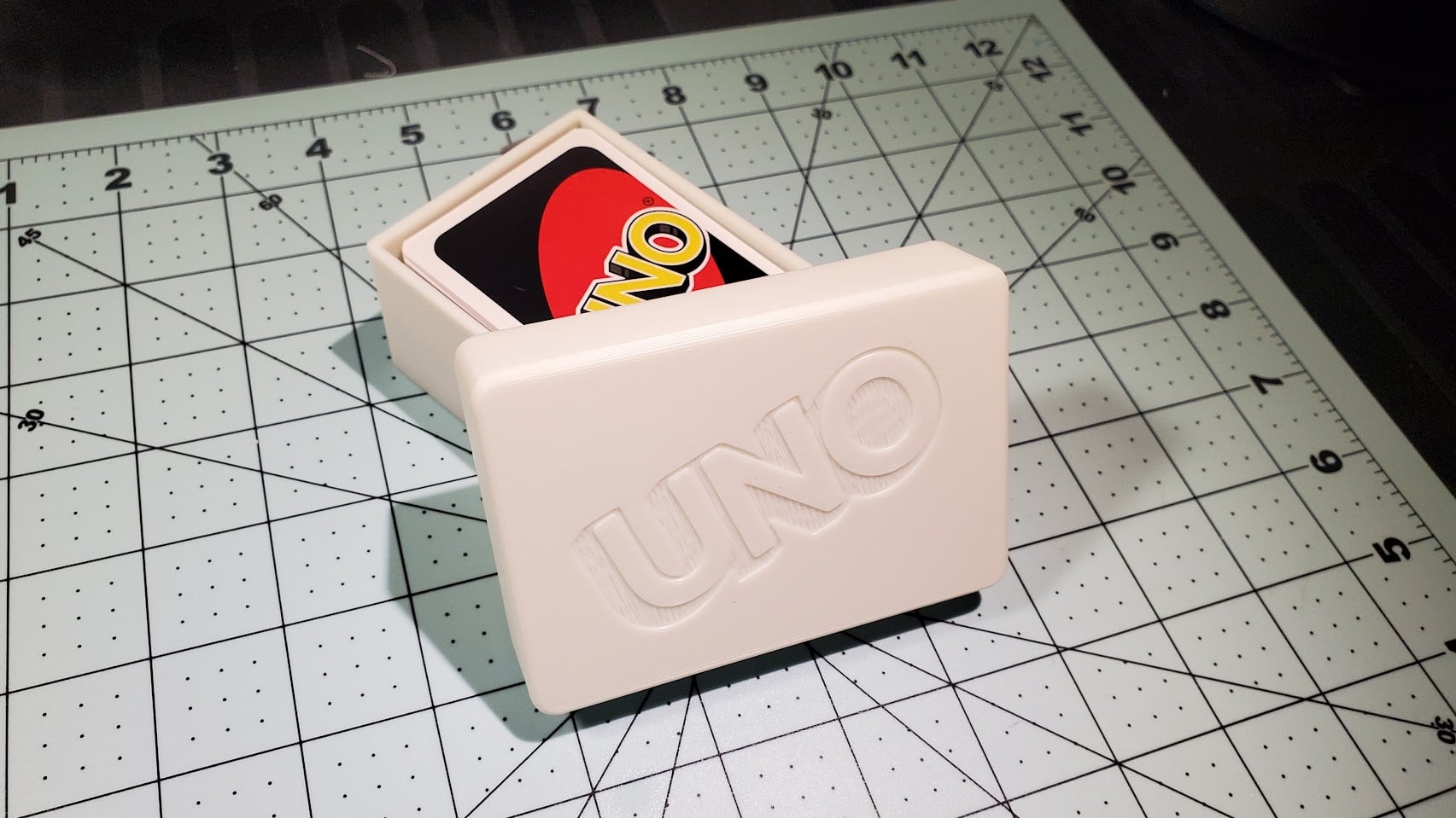 Uno card box (with logo) 3d model