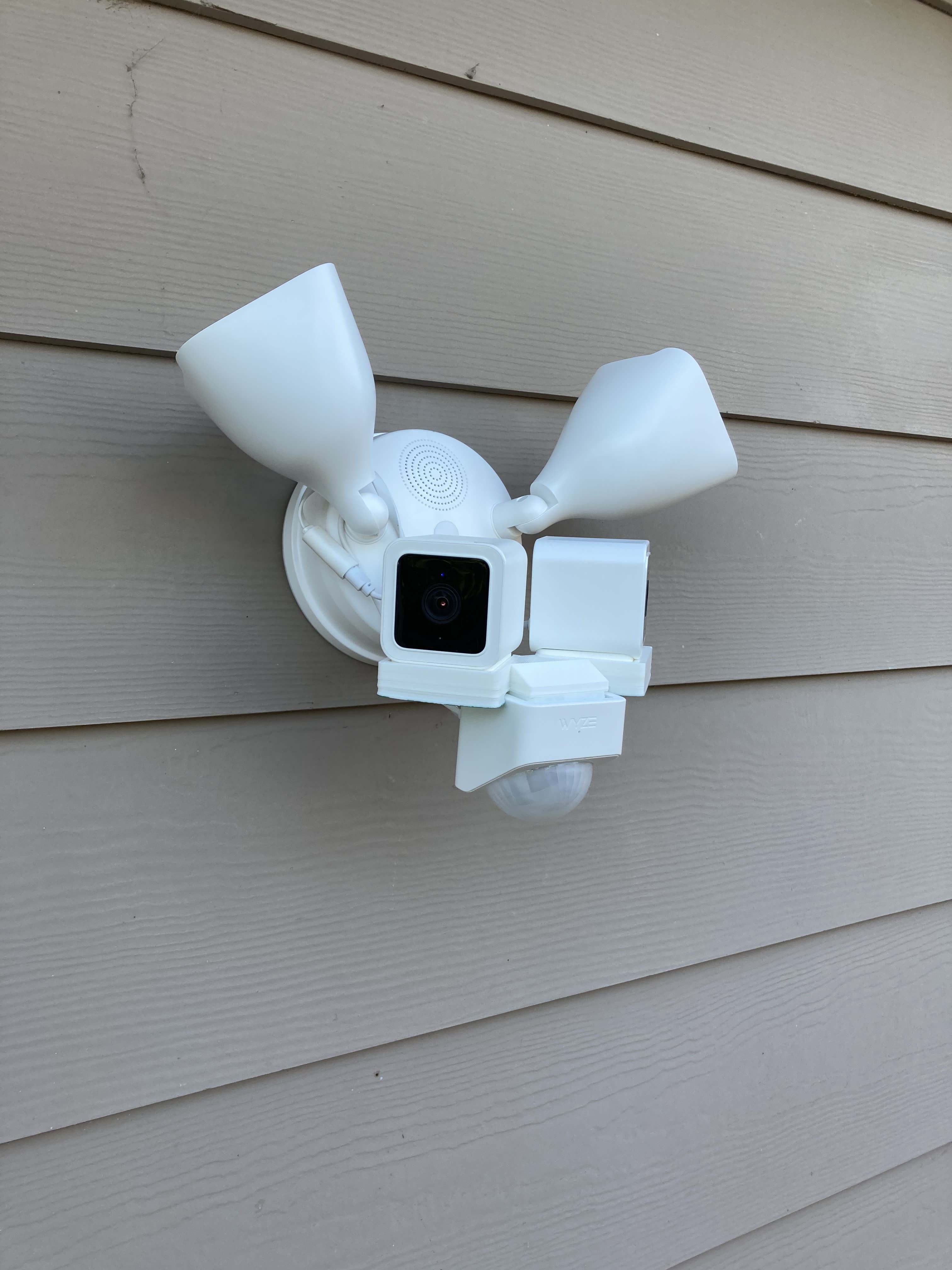 Wyze Floodlight Cam 2-Way Mount 3d model