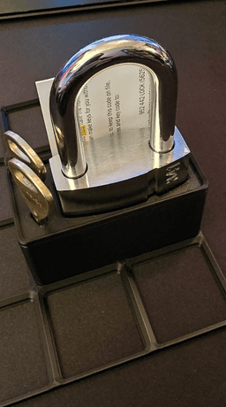 Gridfinity - Abloy 341/330 Lock - 2x1 Grid 3d model
