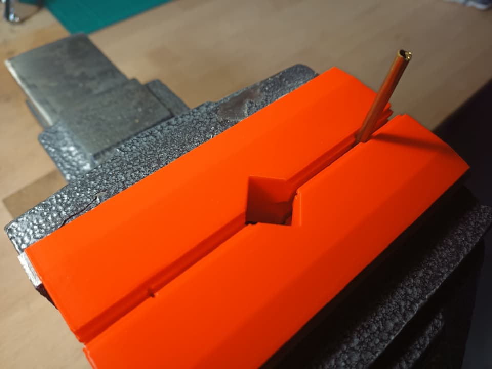 5" vise jar 3d model