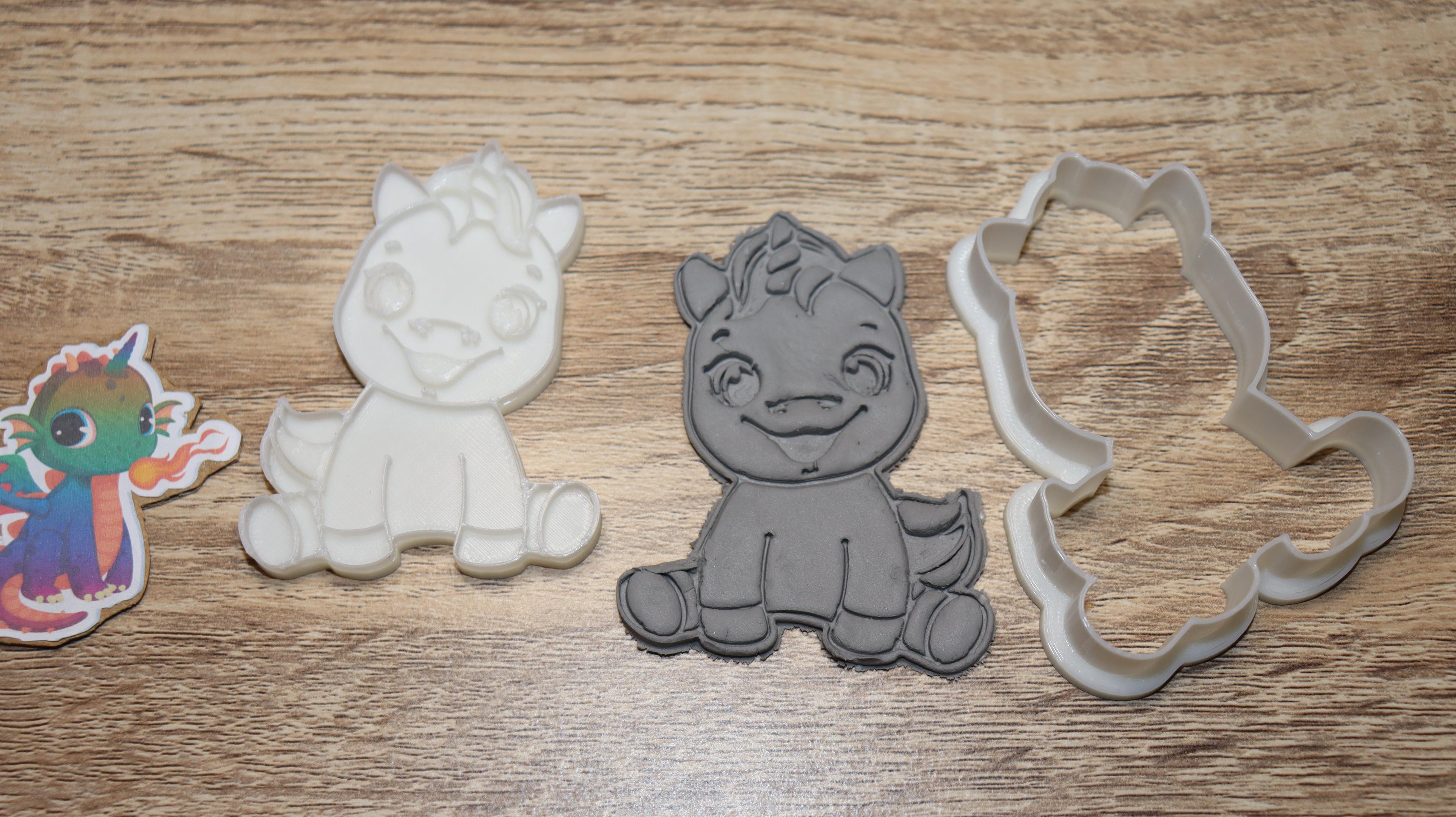 cookie cutter unicorn smiling sitting 3d model