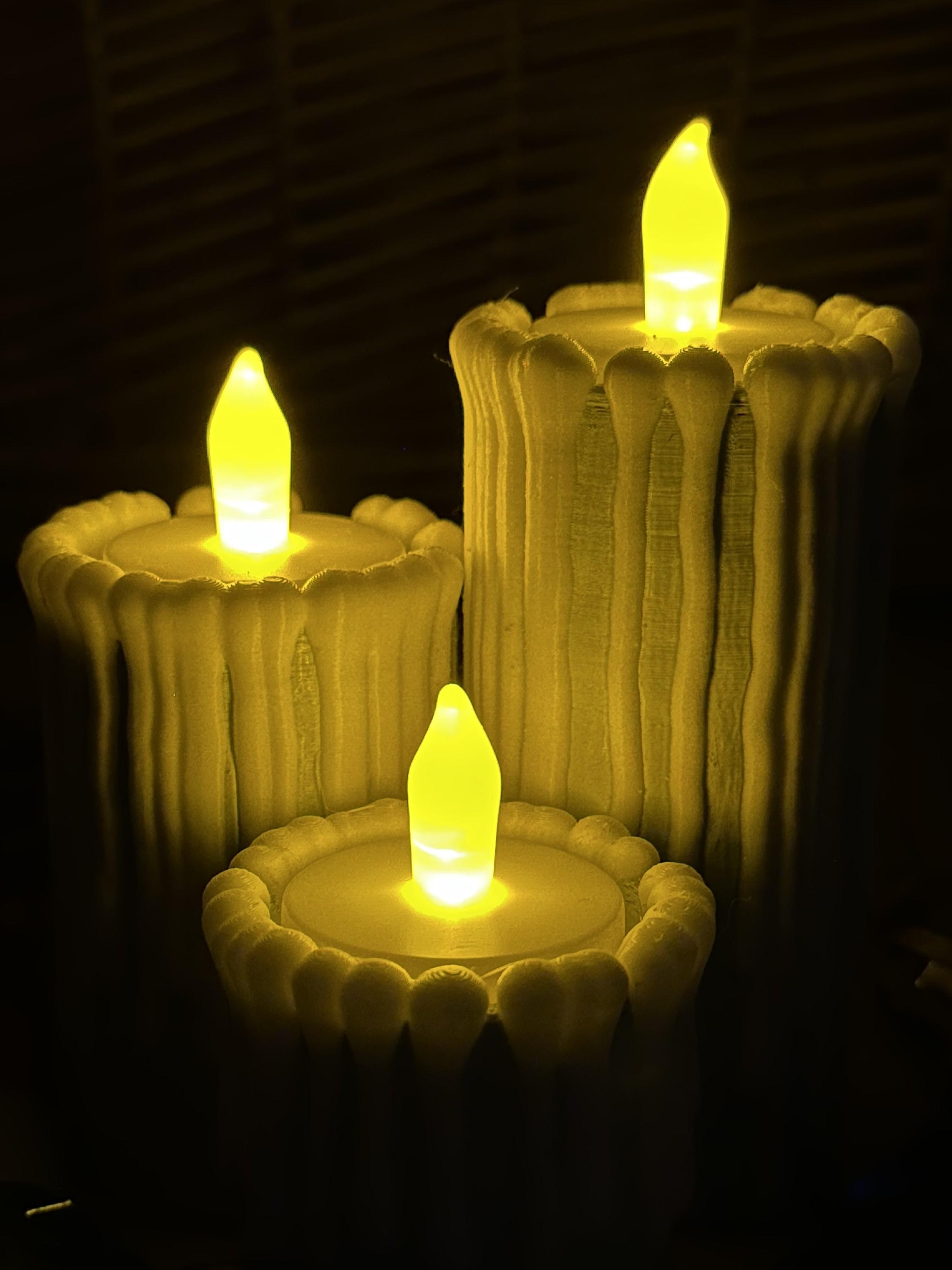 Drippy Candles - Medium 3d model