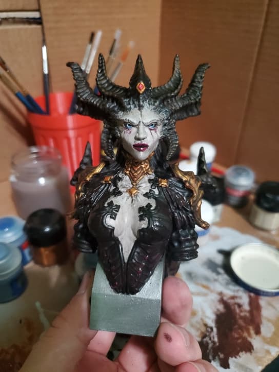 A wonderful model to paint! I even managed to finish it before D4's release.
