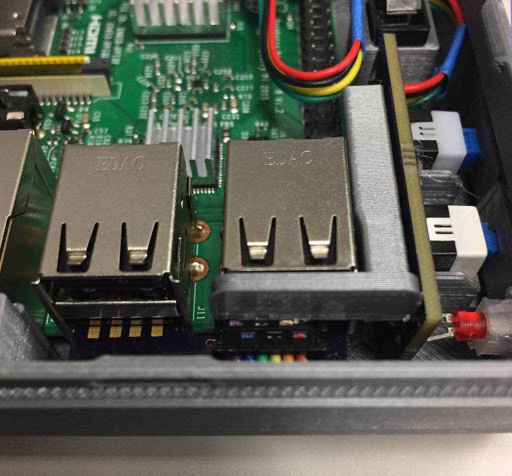 Mini NES Pi Control Front Panel Brace 3d model