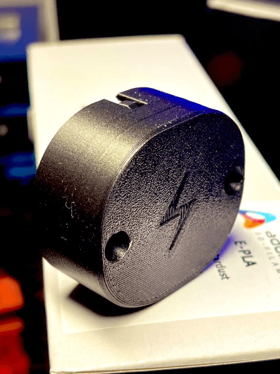 MAGNETIC AIRTAG CASE 3d model