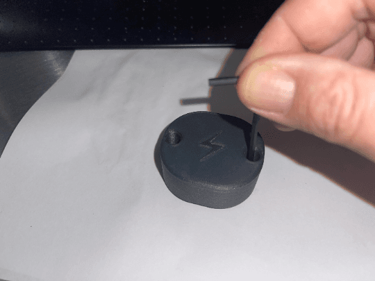 MAGNETIC AIRTAG CASE 3d model
