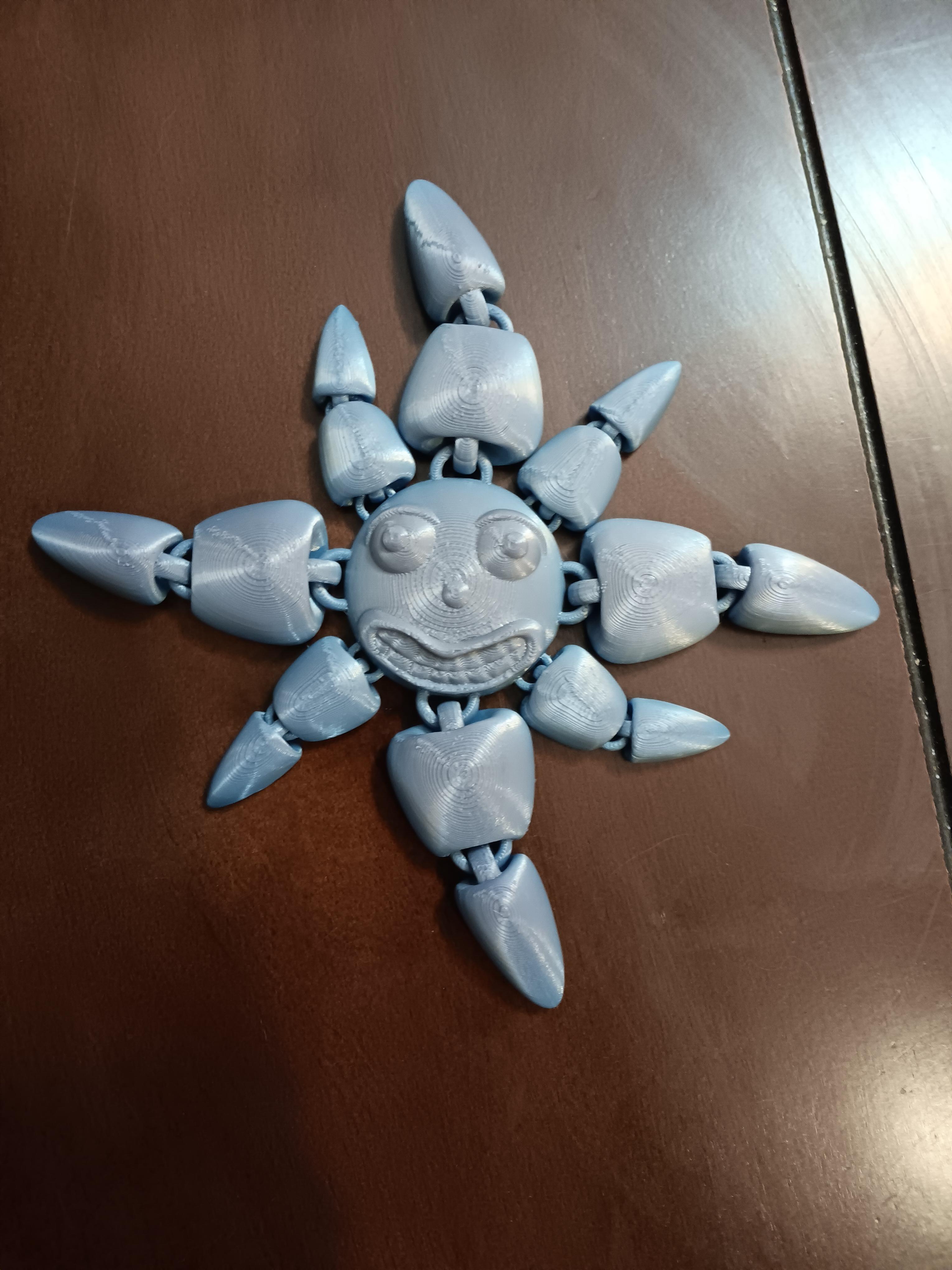 Smiling Sun Flexi fidget toy  - print in place and articulated 3d model