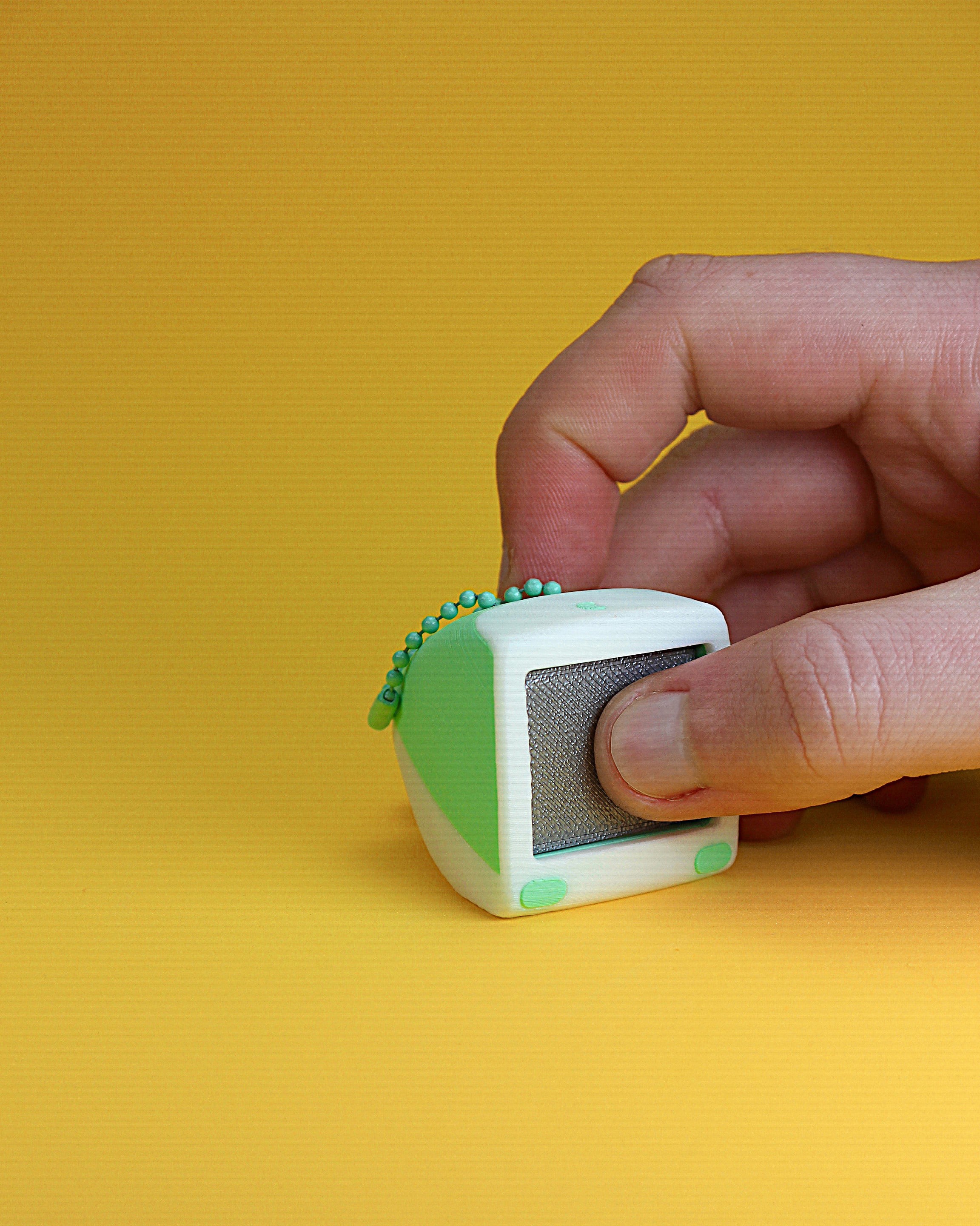 Retro iMac G3 Fidget Clicker Keychain 3d model