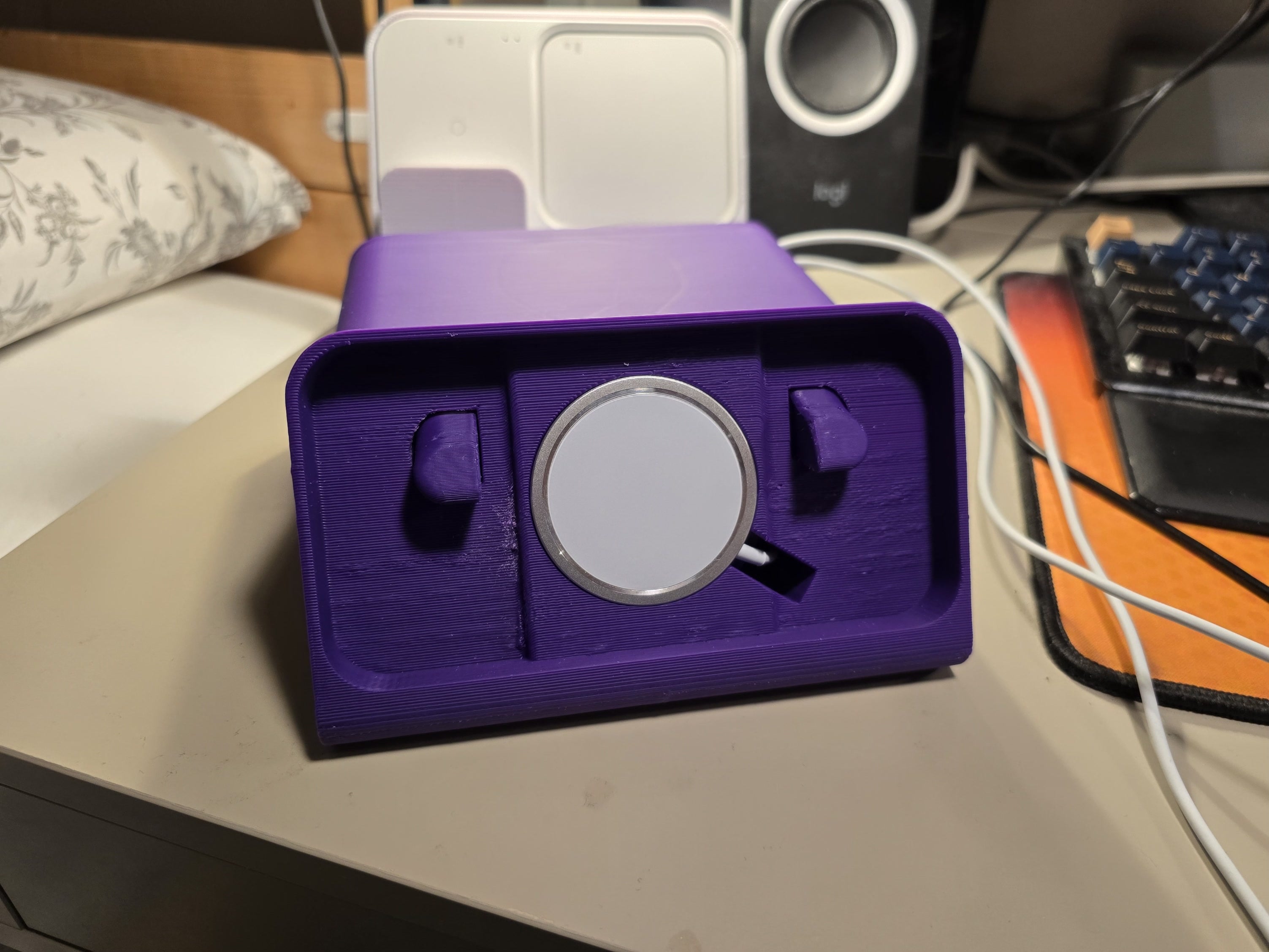 Dual MagSafe iPhone Standby Mode Dock Parametric 3d model