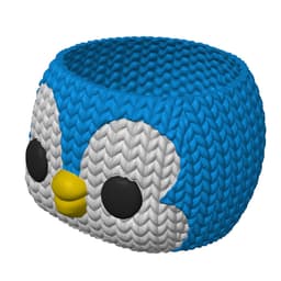 KNITTED PENGUIN PLANTER / HOLDER 3d model