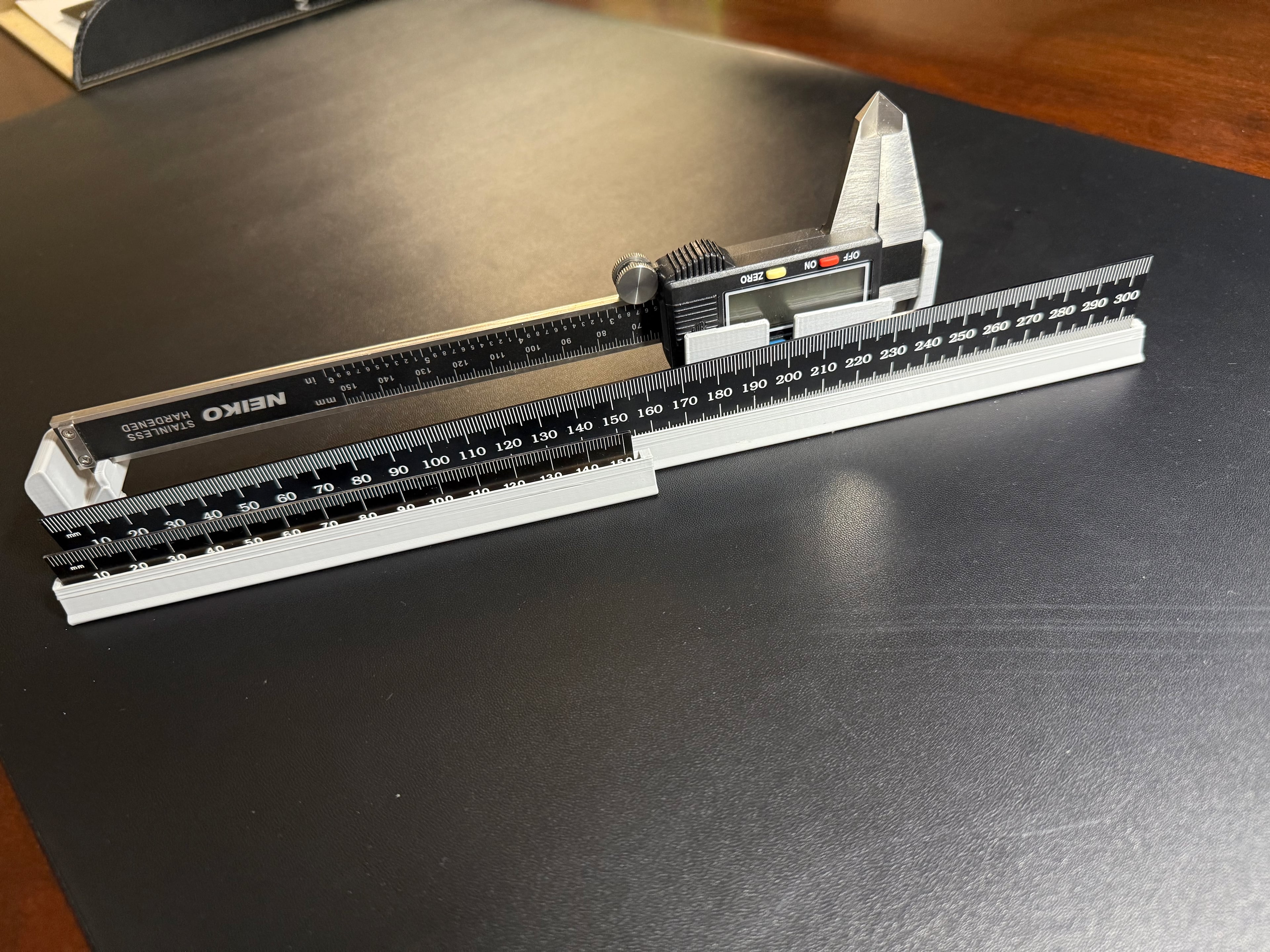 caliperHolder.v16.stl 3d model