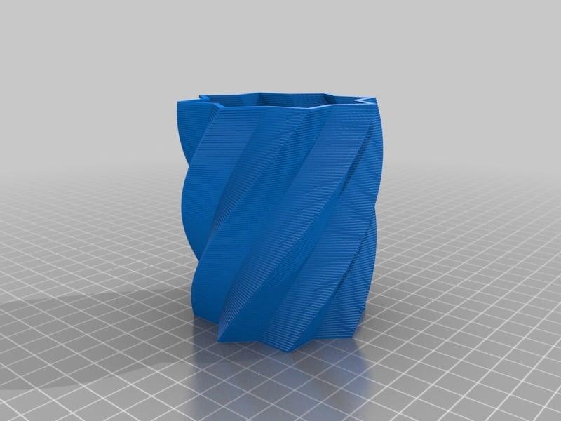 Double twist Vase 3d model