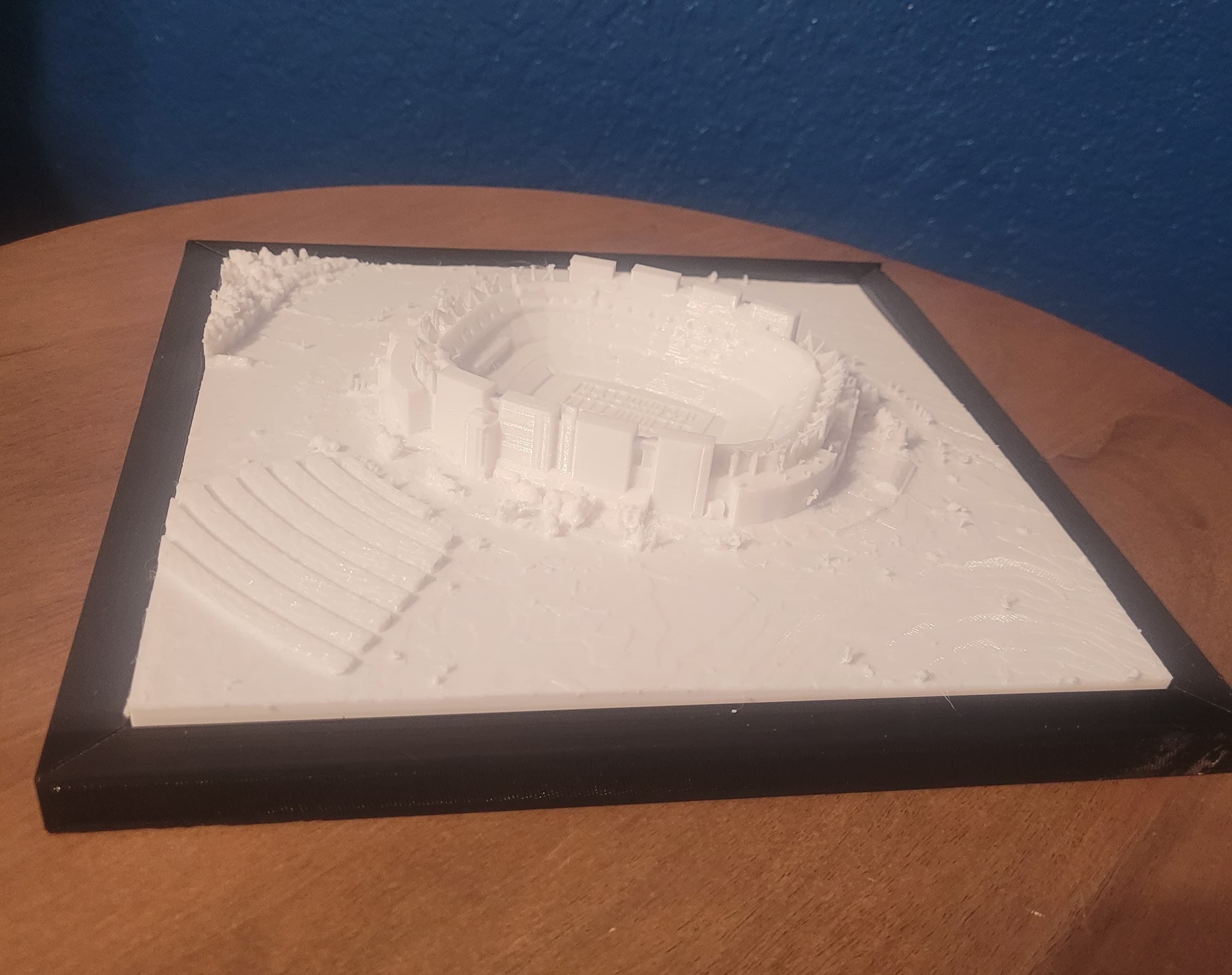 3D printing for roughly 2 weeks but after I saw the Micropolitan products I knew i had to print a Washington Commanders product immediately. The frame is a nice addition and excited to fine tune this more. Great products available and looking forward to printing more.