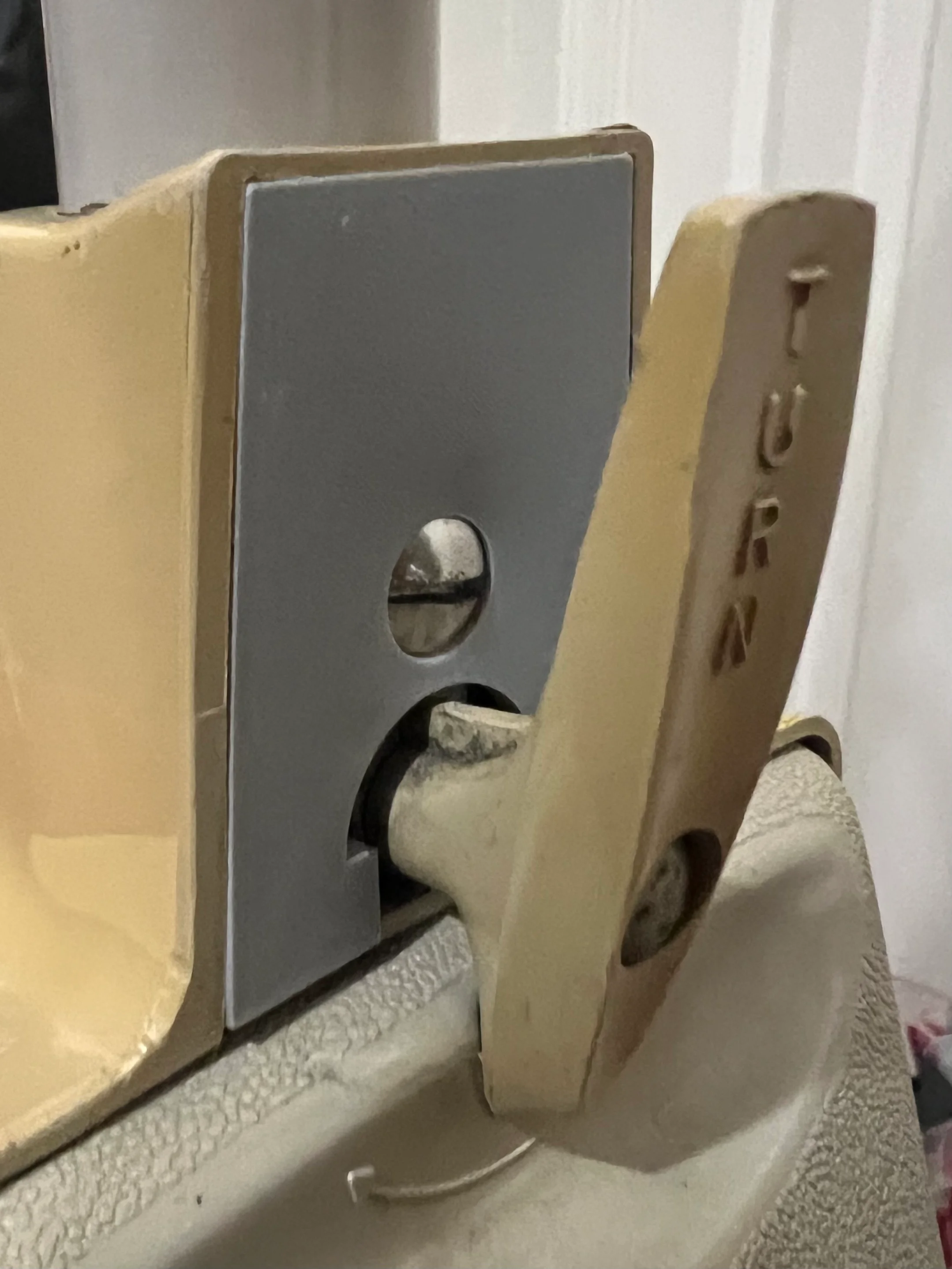 Hoover Dial-A-Matic Latch Cover 3d model