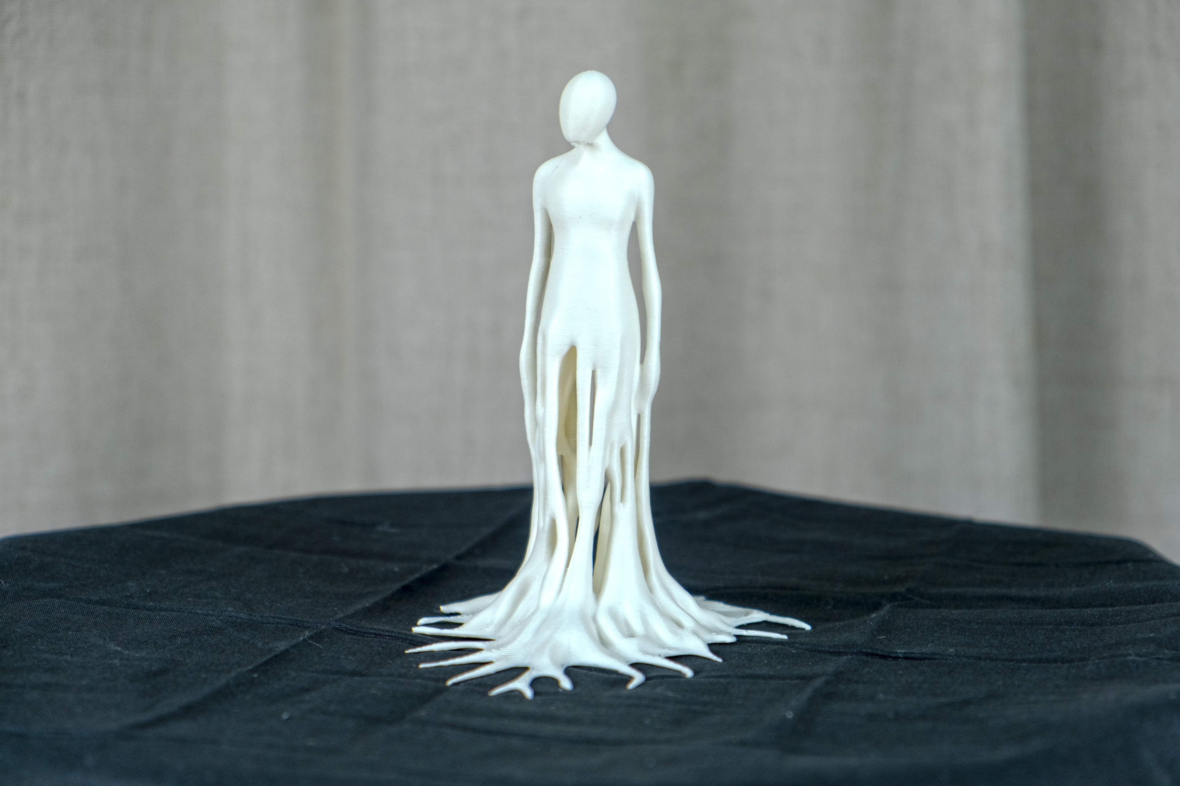 Melting Man Sculpture – A Surreal Statement Piece 3d model