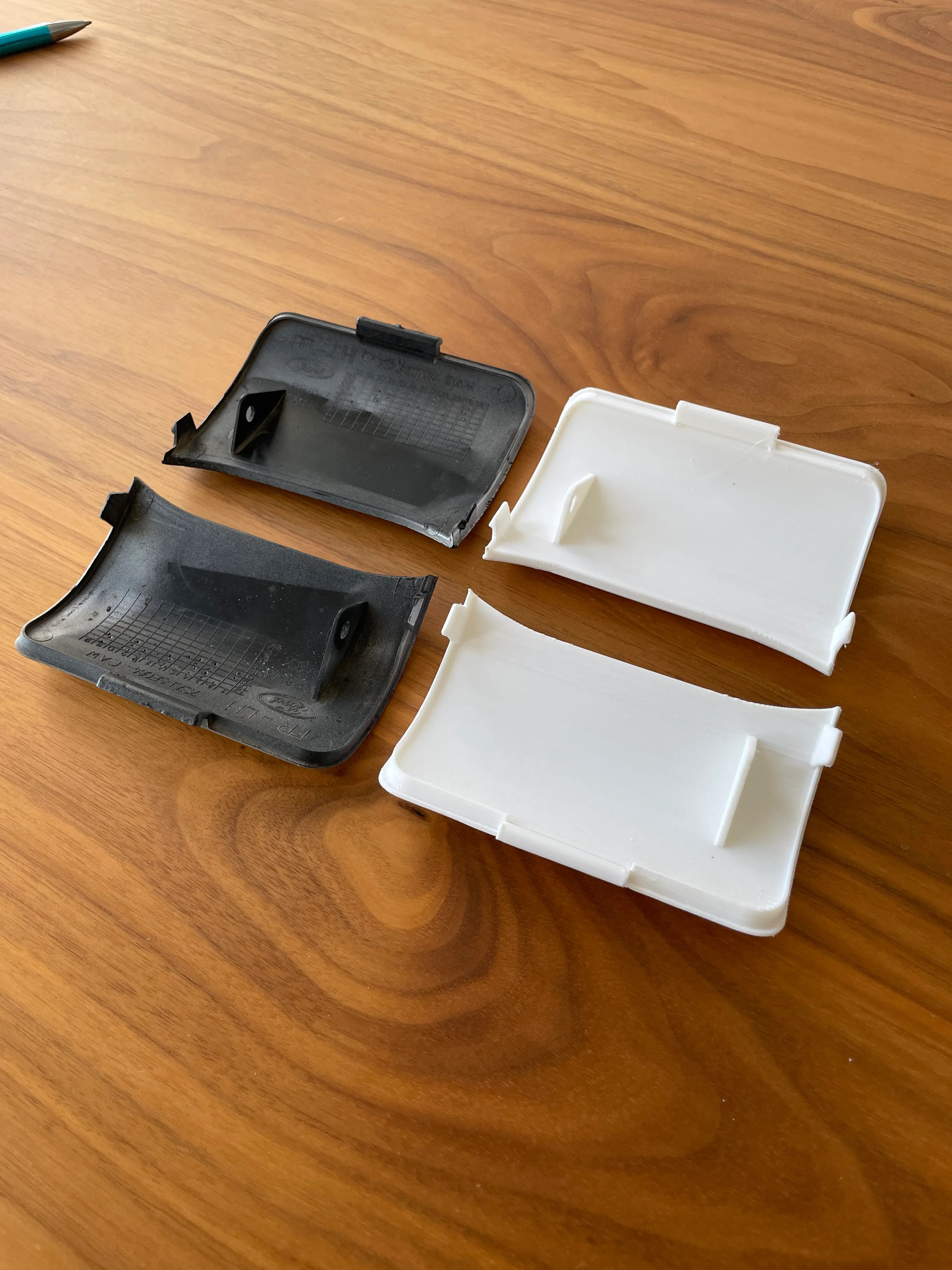 FORD MONDEO MK4 front and back sideskirt jacking point cover saloon estate 3d model