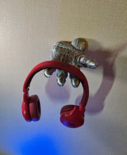 Biomechanical Alien Hand Wall Headphone Stand 3d model