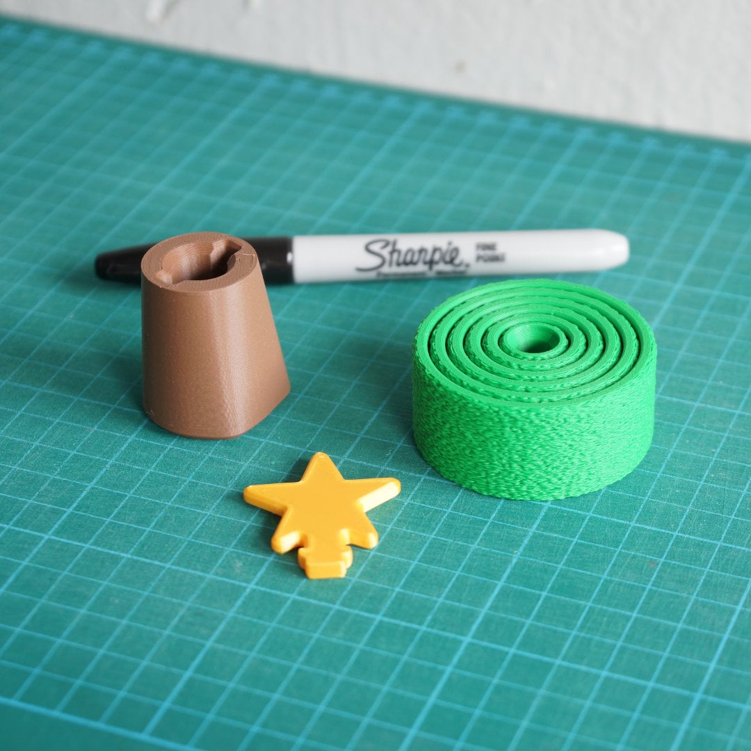 Print-in-Place Christmas Tree Sharpie Holder 3d model