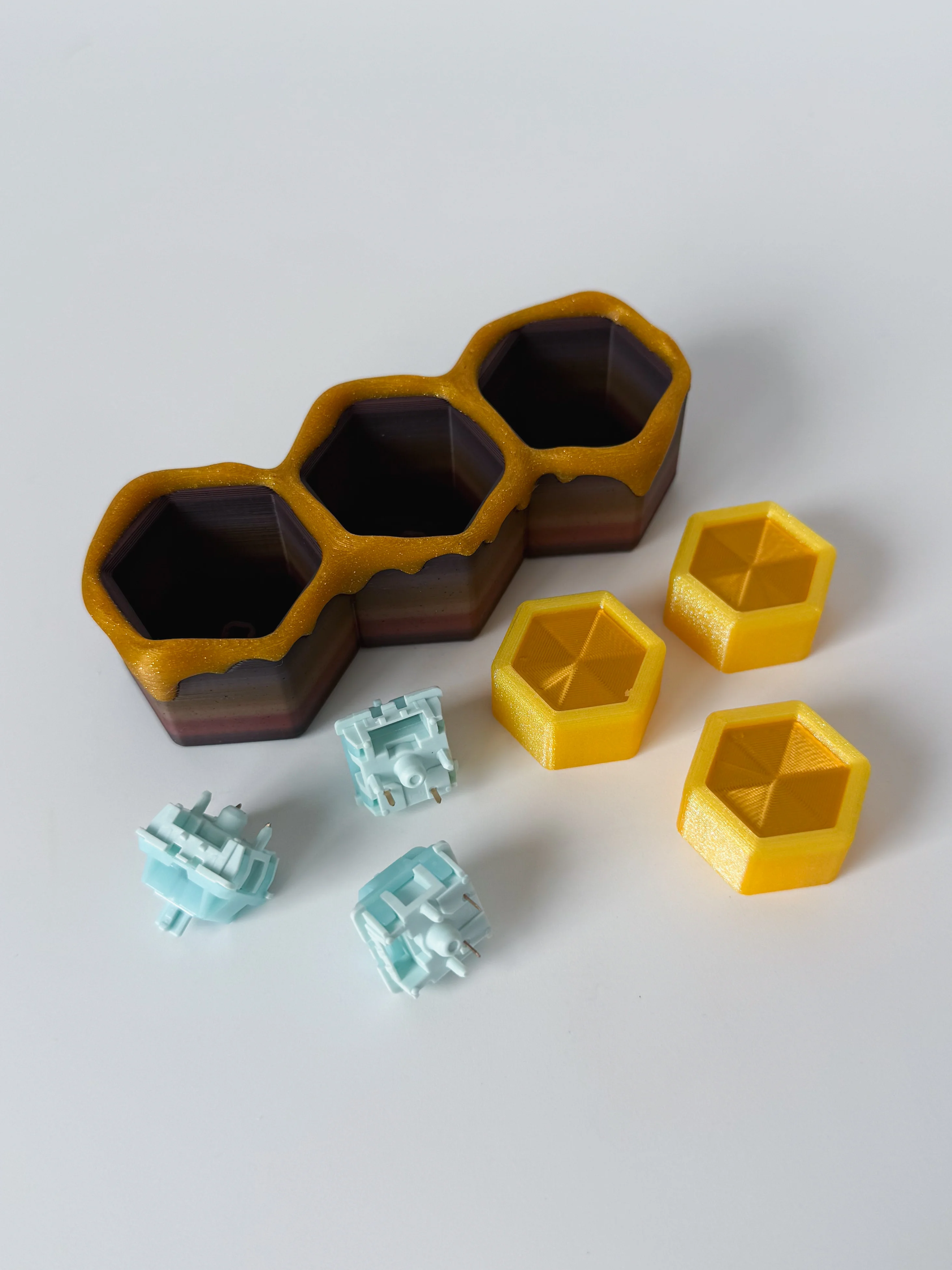 Honeycomb clicker 3d model