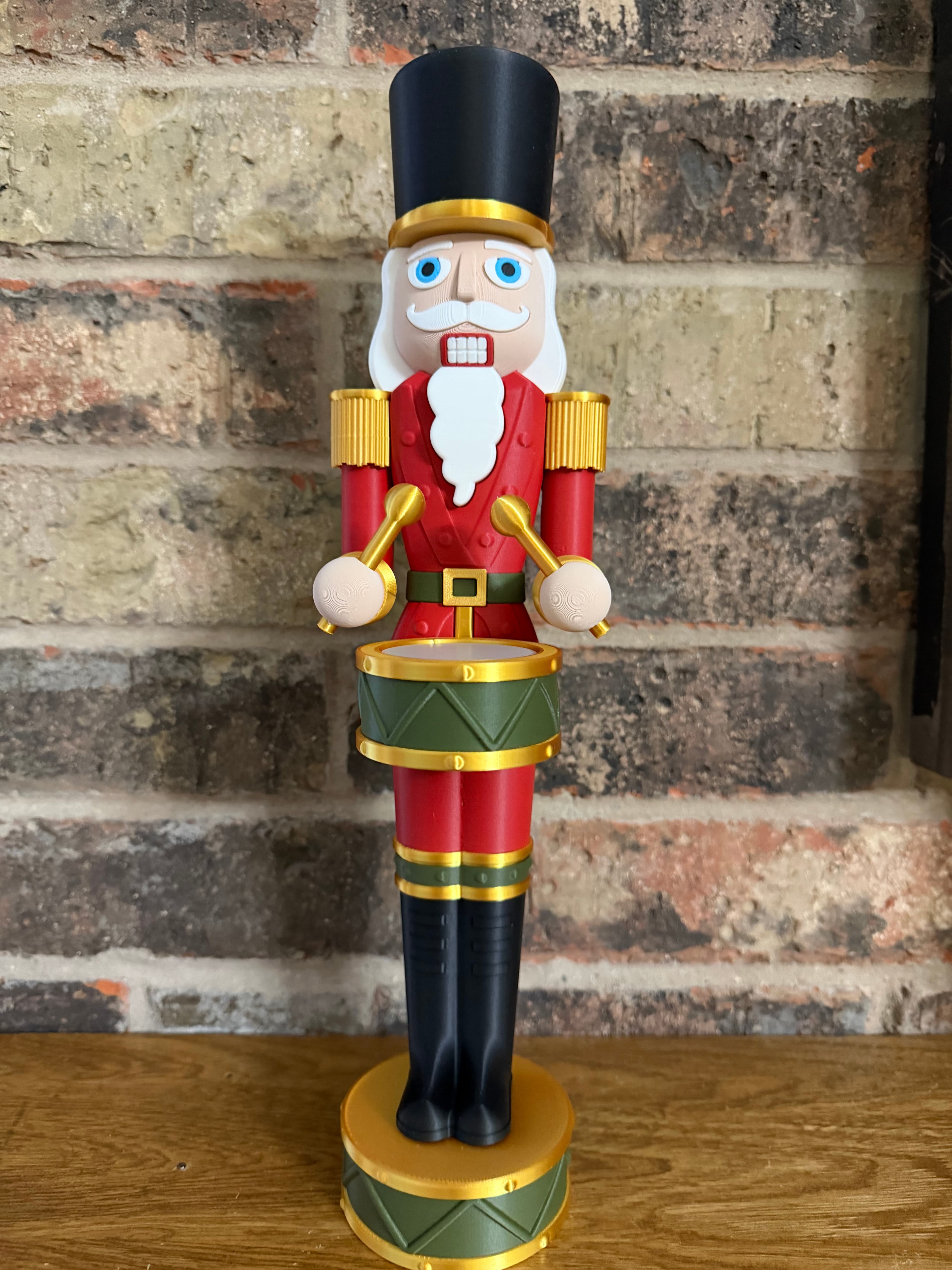 GREAT MODEL! Fun to print and build. Merry KitMas!