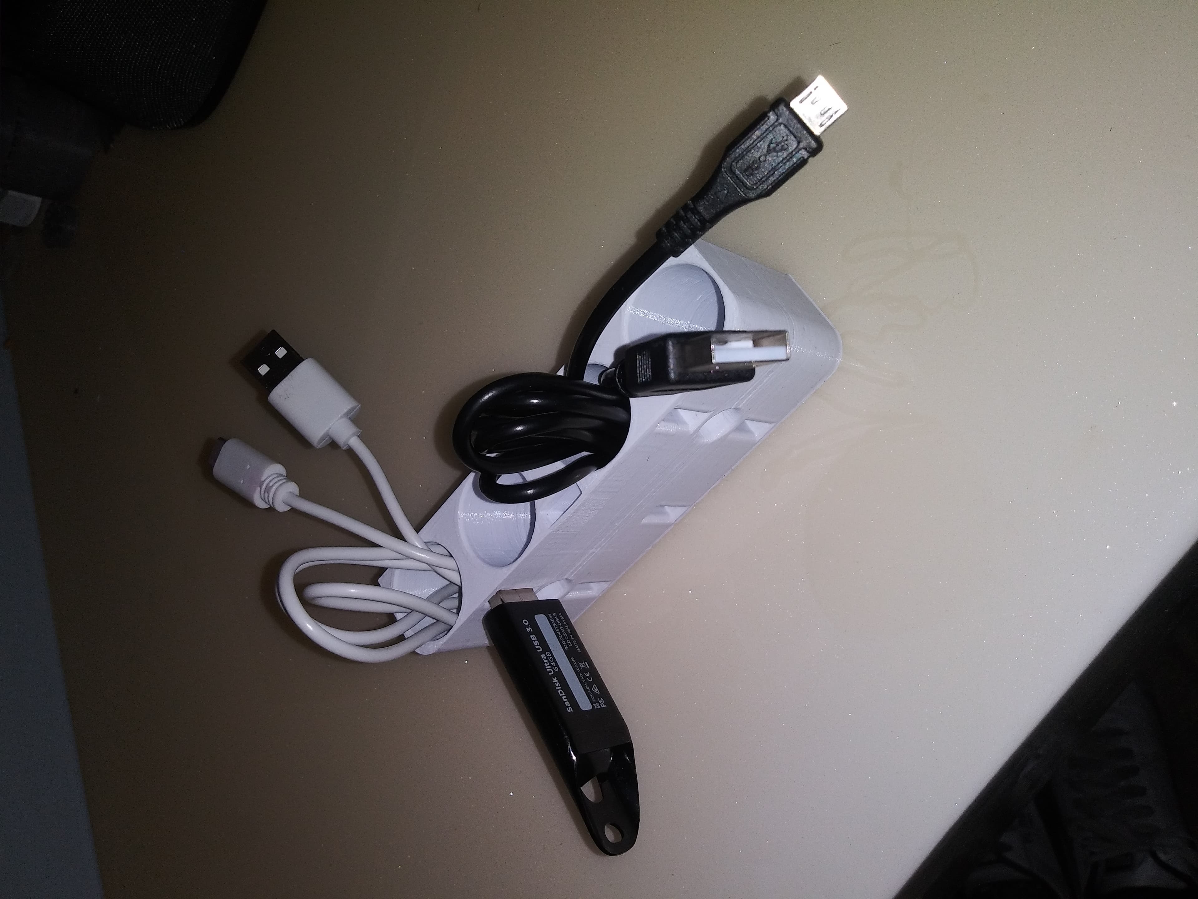 usb cable & stick organizer .stl 3d model