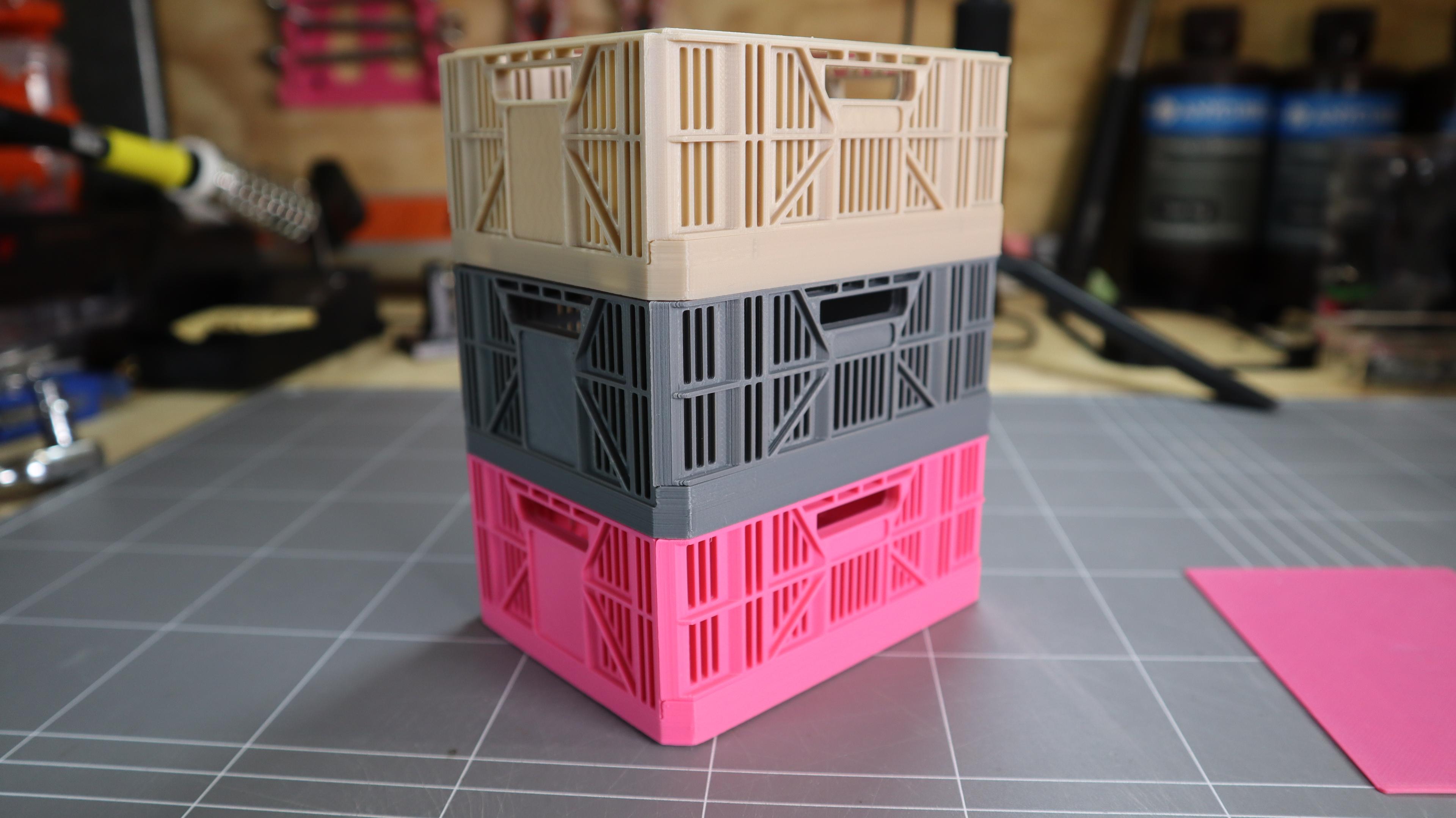 Miniature Collapsible Crate 3d model